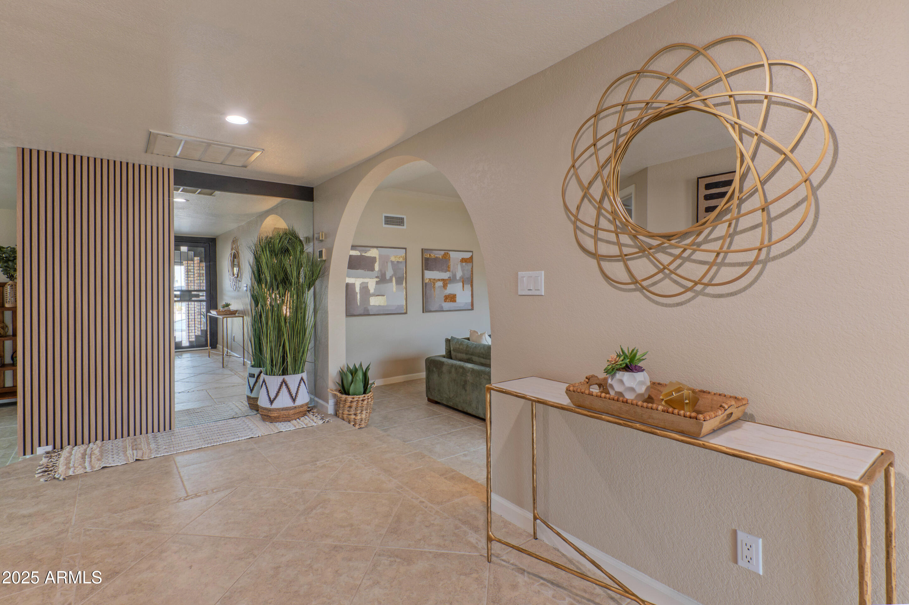 5911 E PEAK VIEW Road