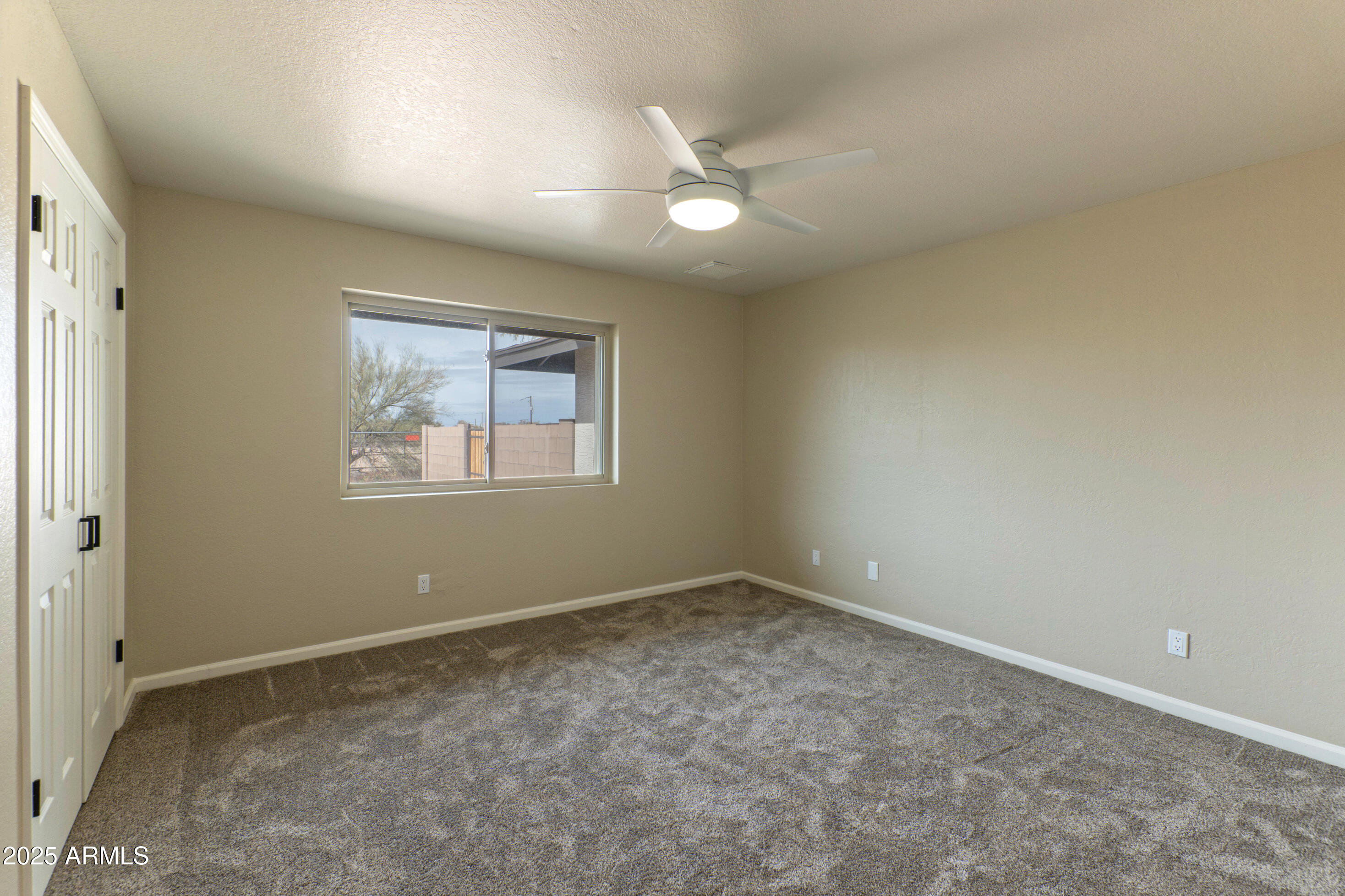 5911 E PEAK VIEW Road