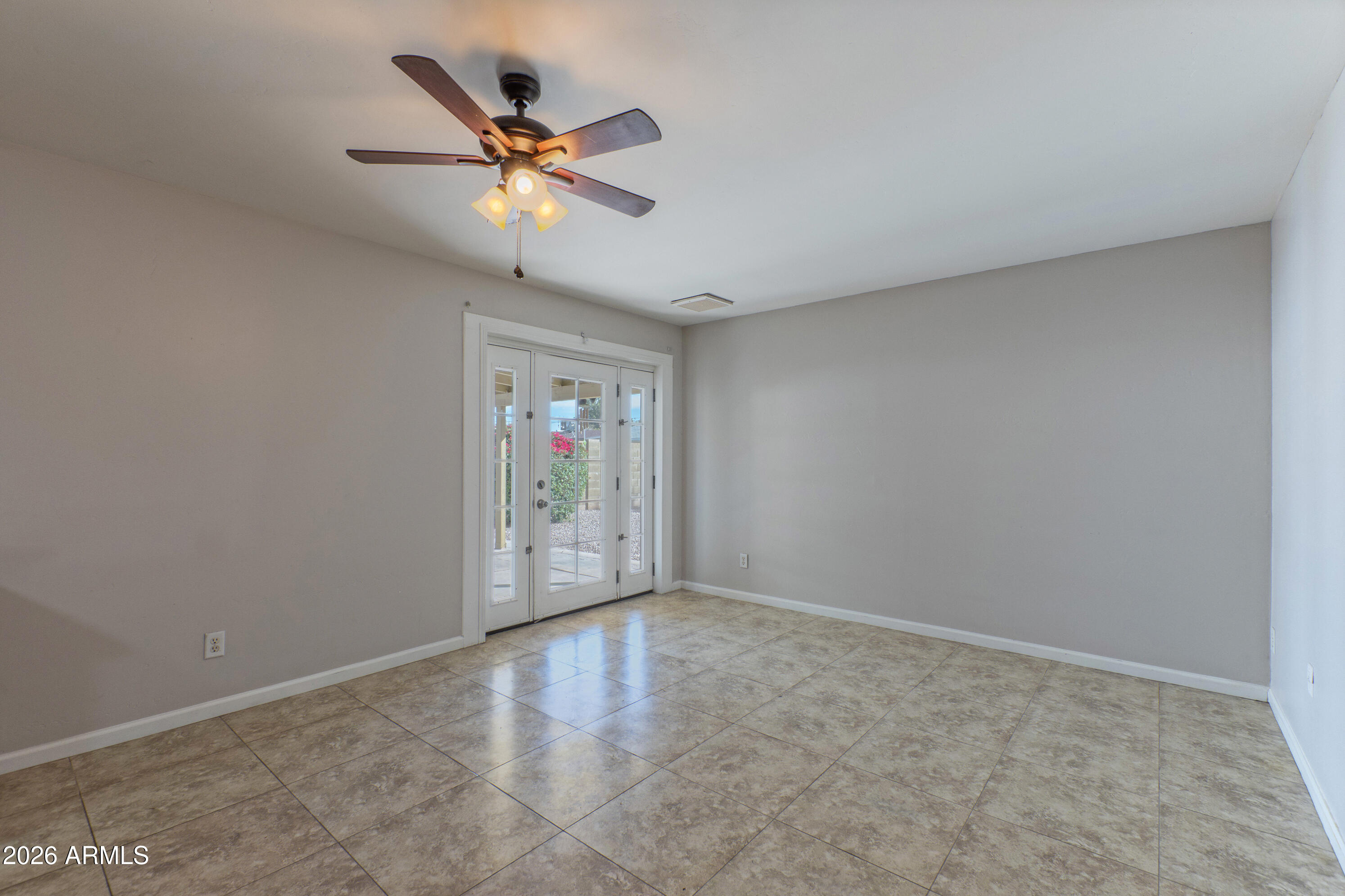 1611 E El Parque Drive