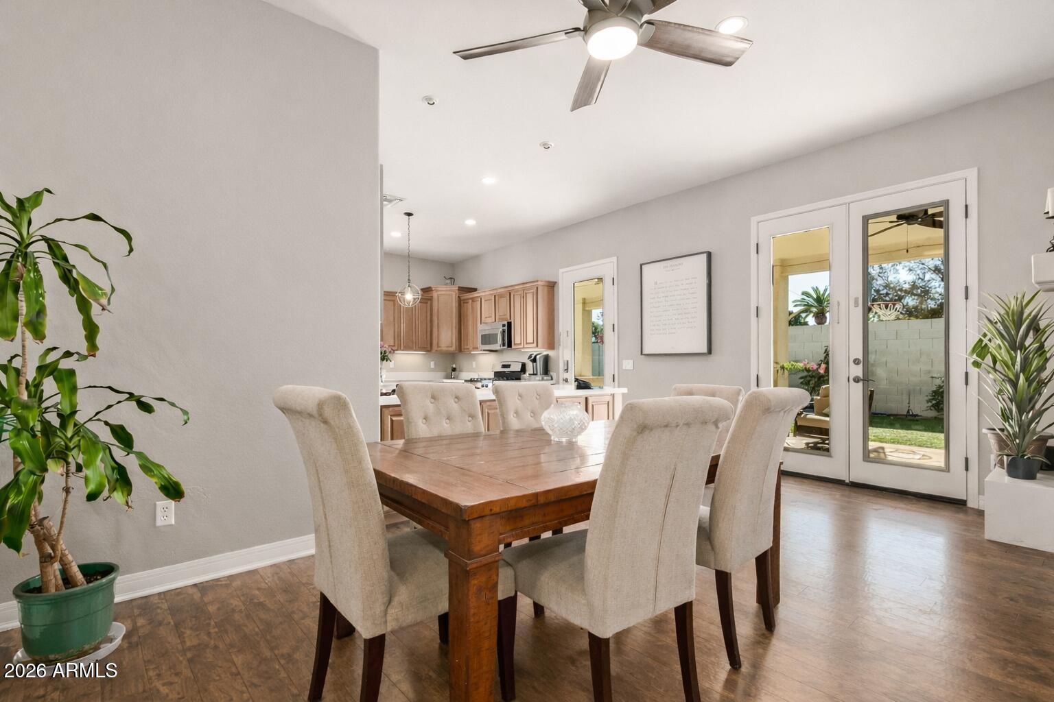 4217 E EDGEMONT Avenue