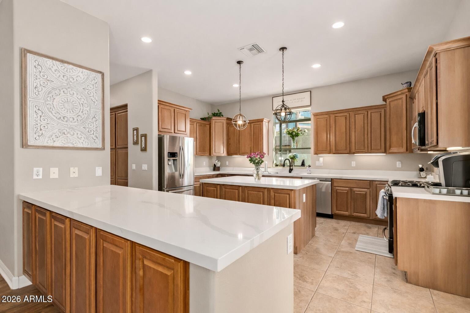 4217 E EDGEMONT Avenue