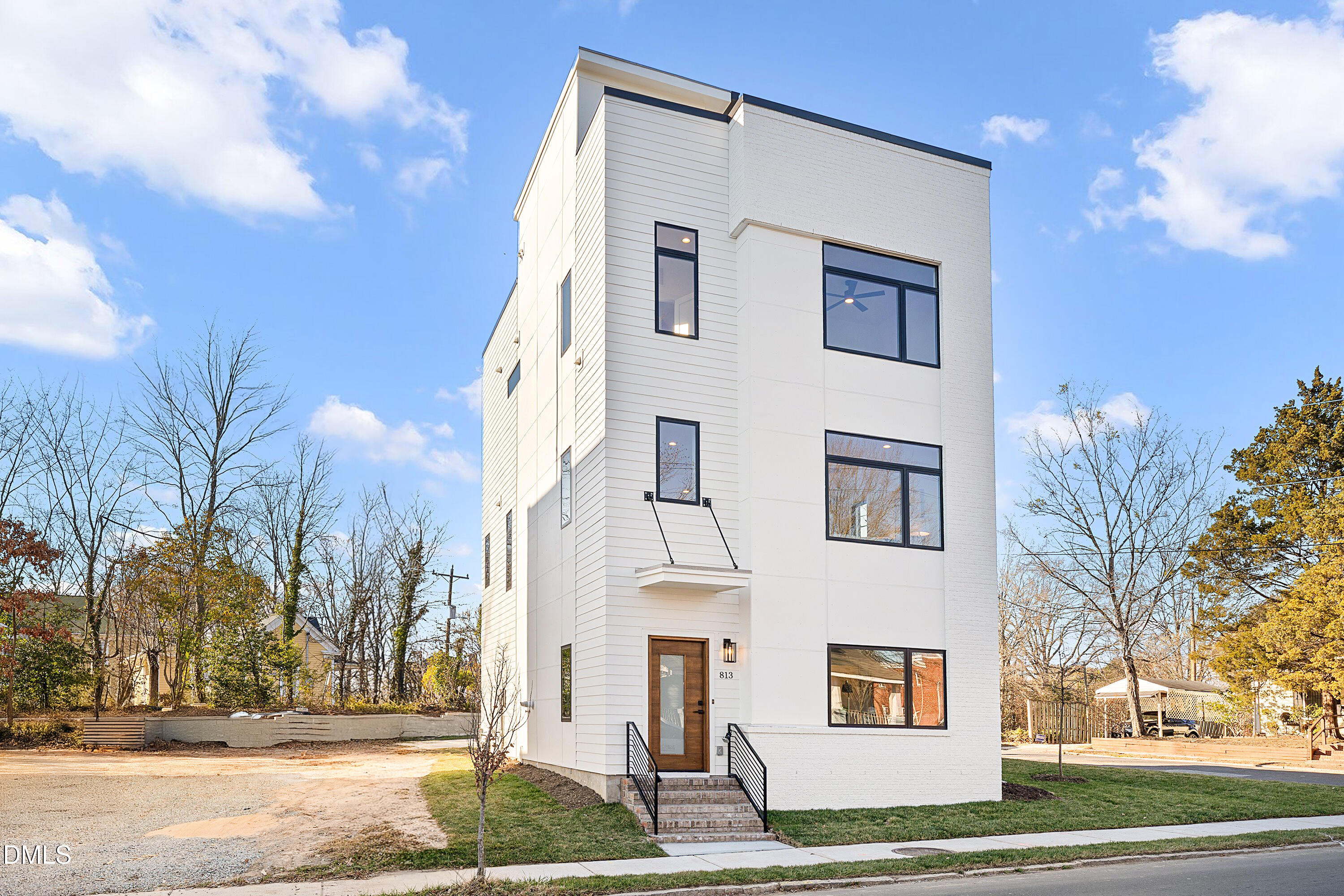 813 N Roxboro Street