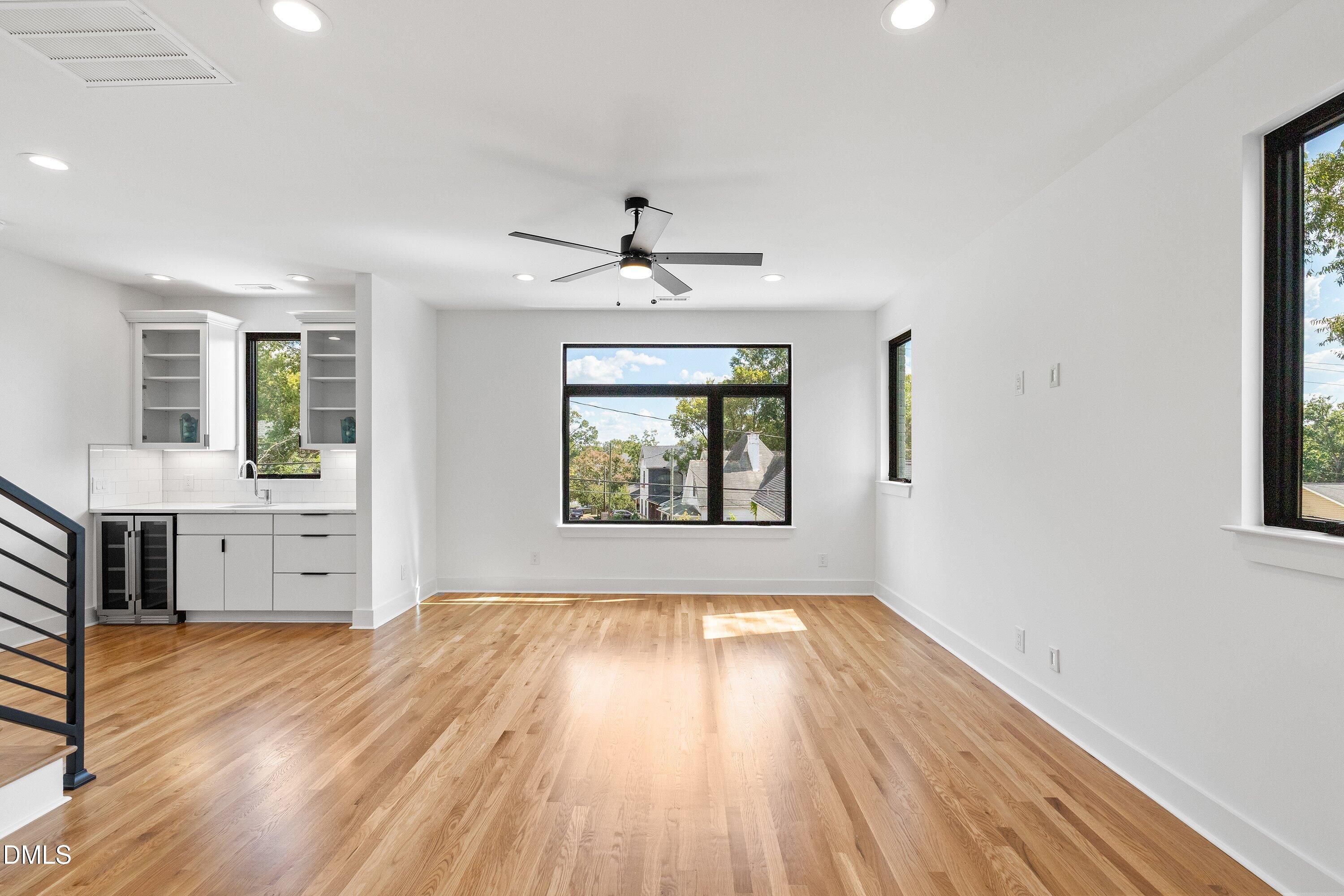 801 N Roxboro Street