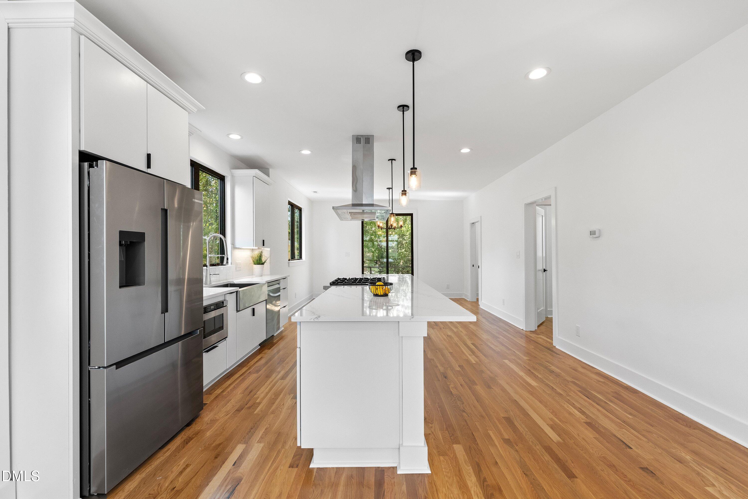 801 N Roxboro Street