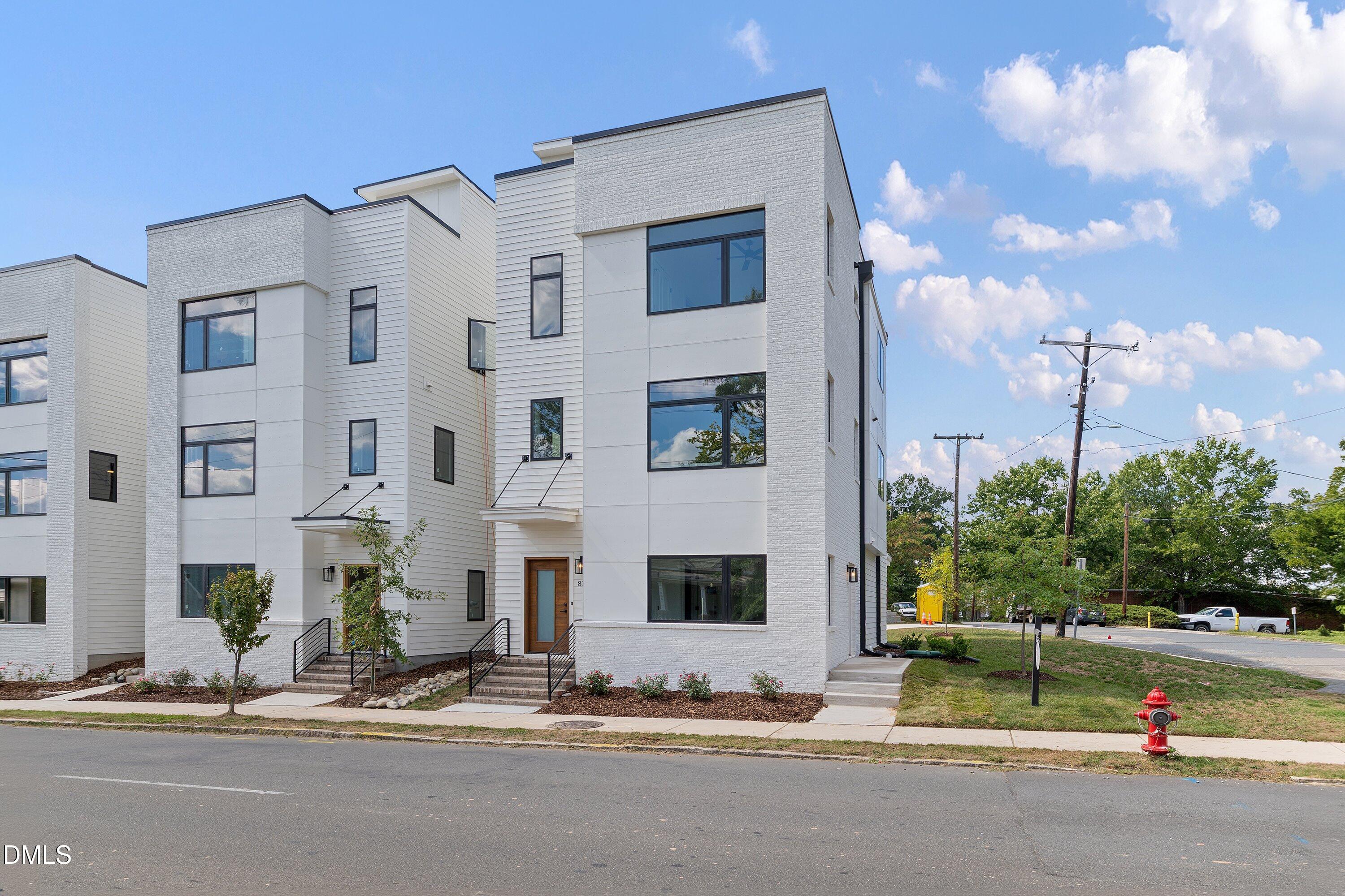 813 N Roxboro Street