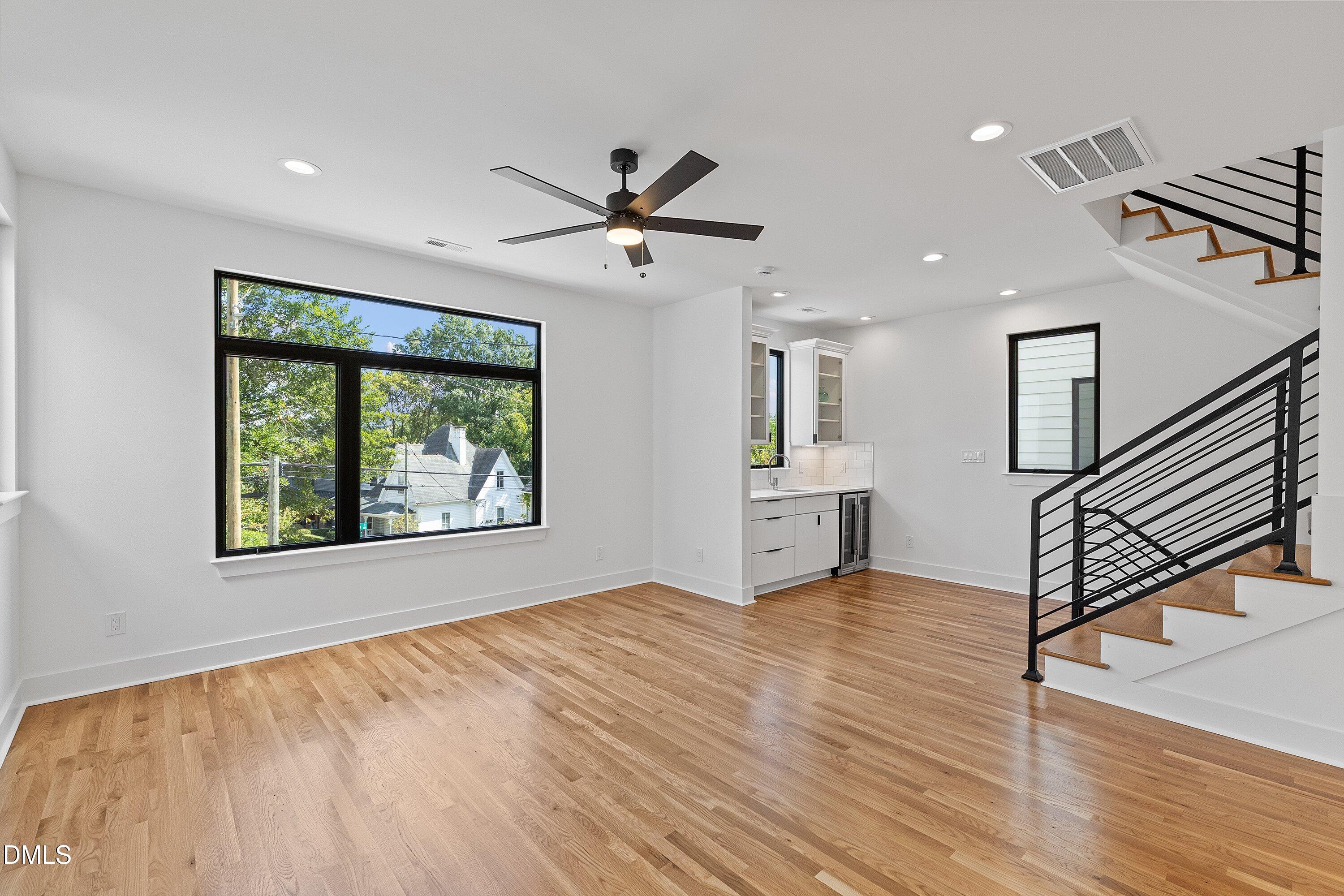 805 N Roxboro Street