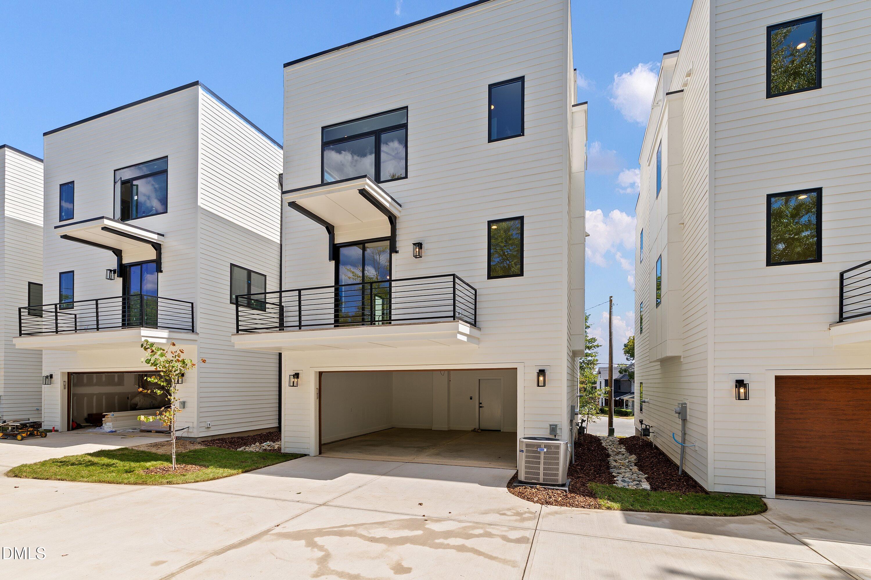 805 N Roxboro Street
