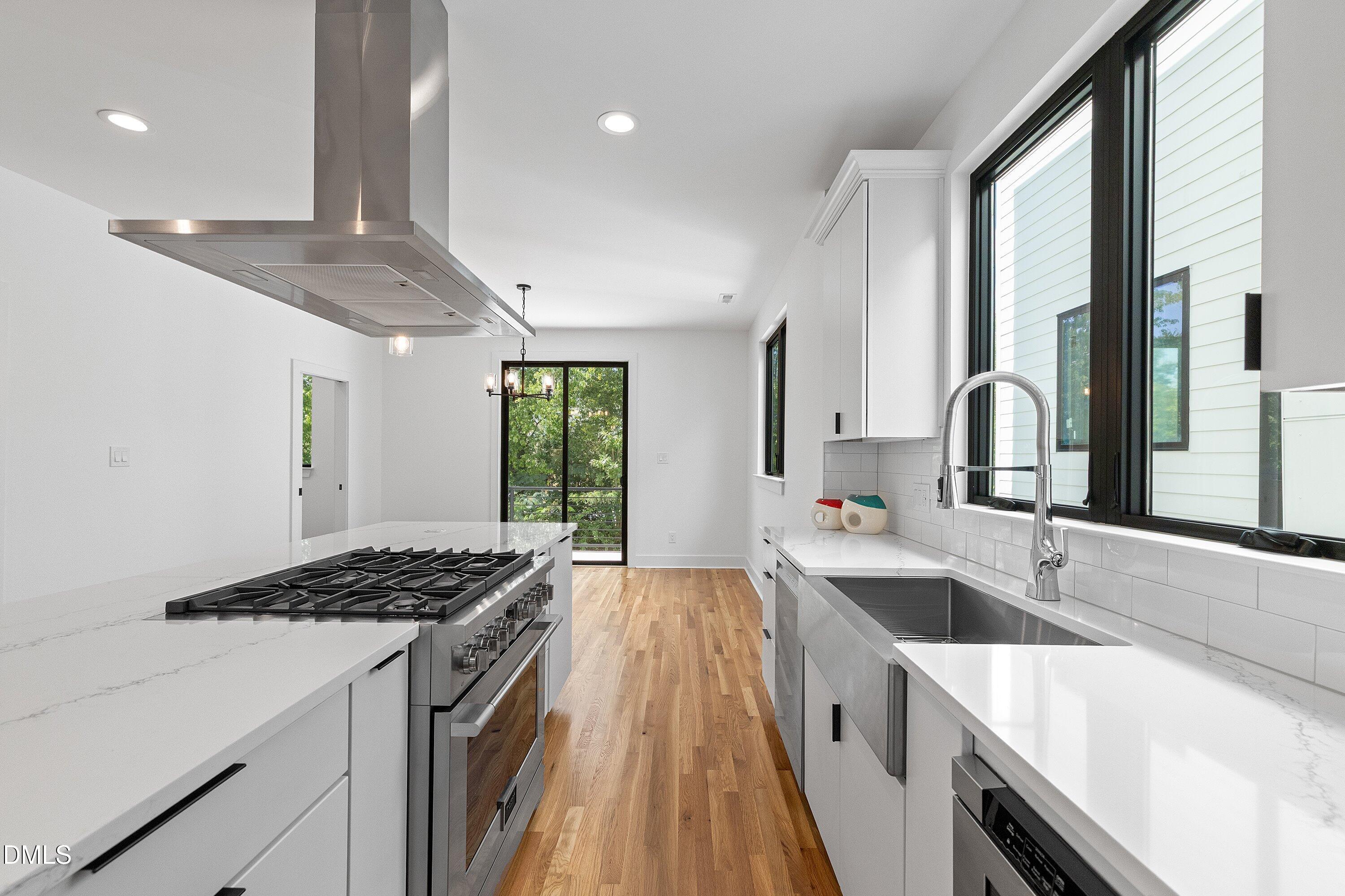 805 N Roxboro Street