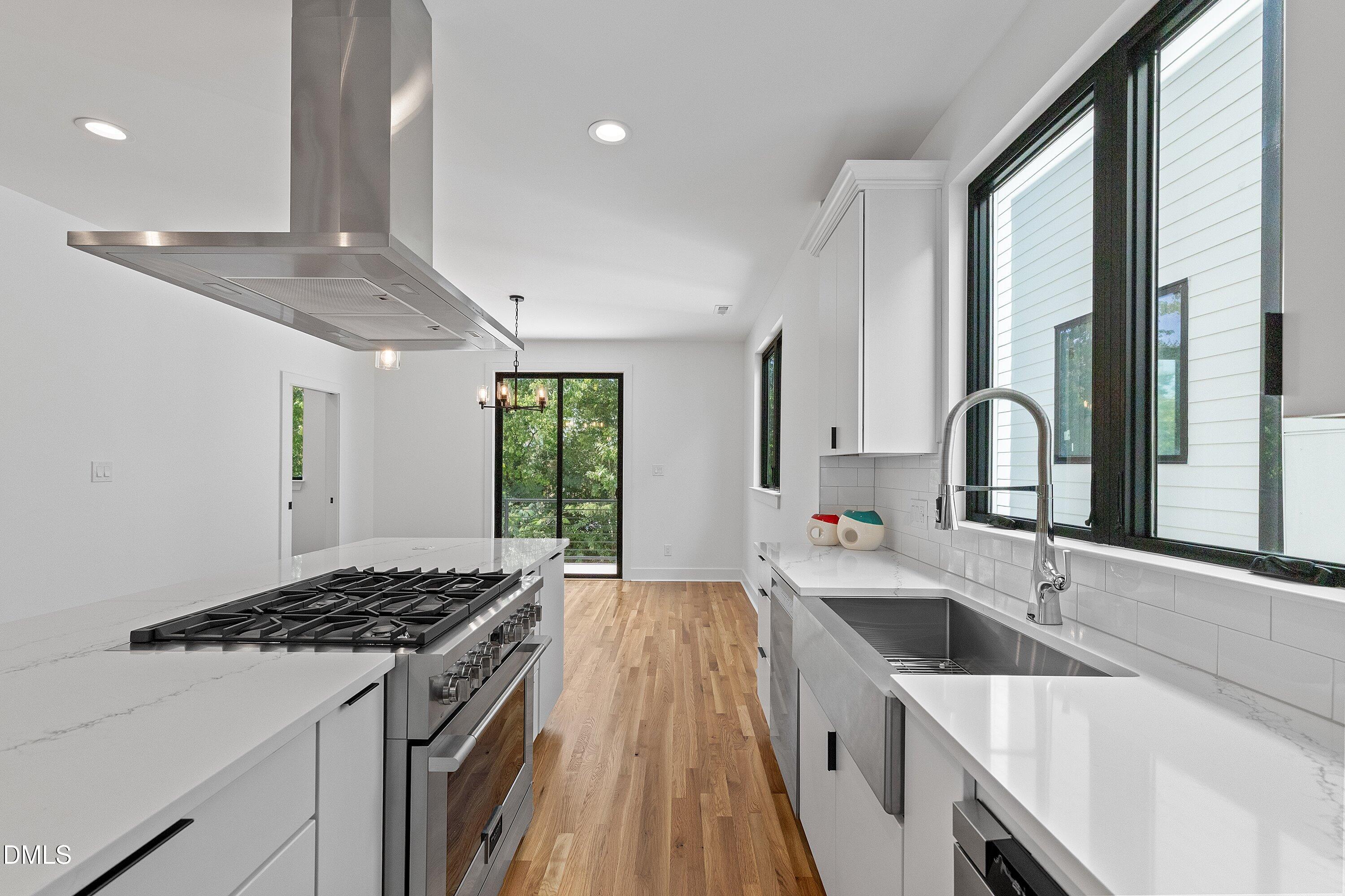 805 N Roxboro Street