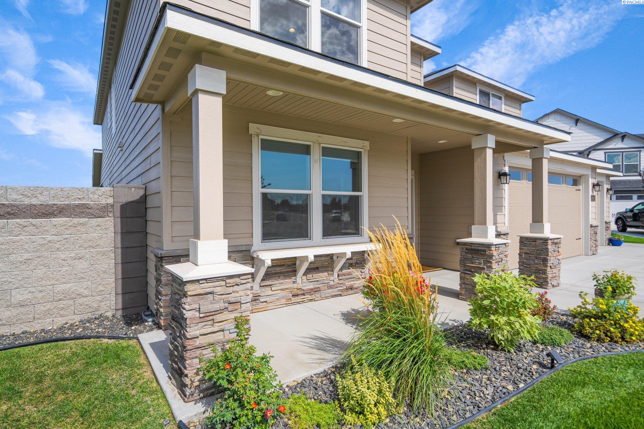 2680 Meridian Ct Unit Impeccably Upgraded & Maintained Inside & Out