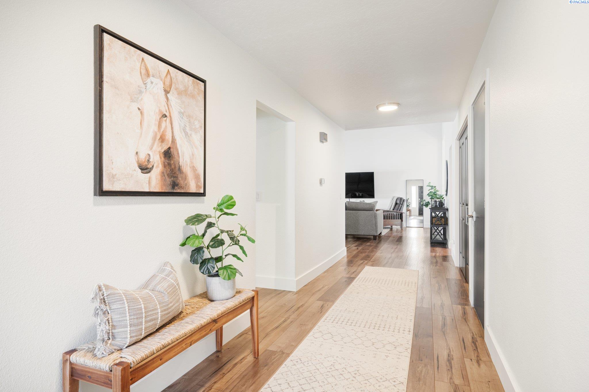 513 Hogan Ct Unit Meadow Springs Must See!