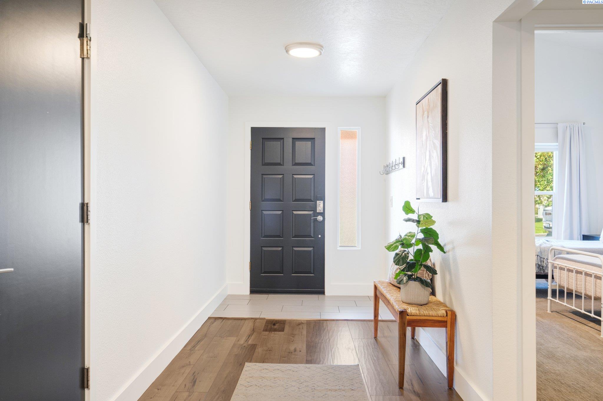 513 Hogan Ct Unit Meadow Springs Must See!