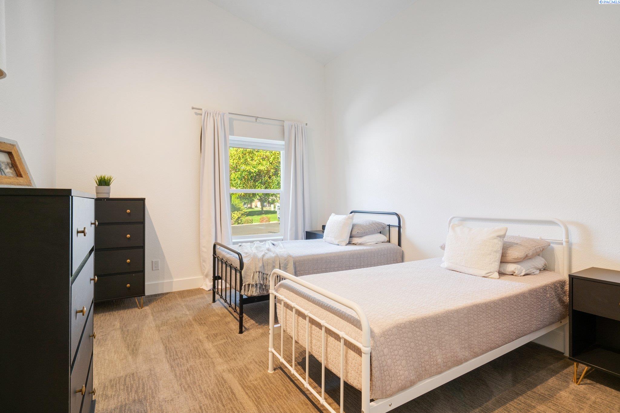 513 Hogan Ct Unit Meadow Springs Must See!