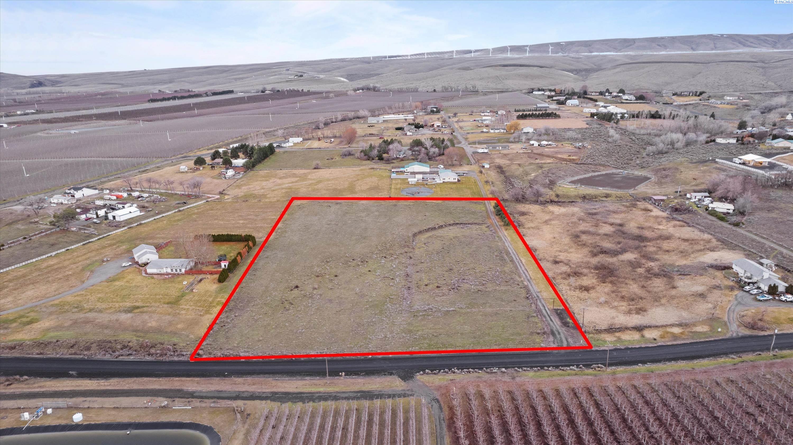 TBD Terril Rd Unit Build that Bardominium & Bring Your Animals!