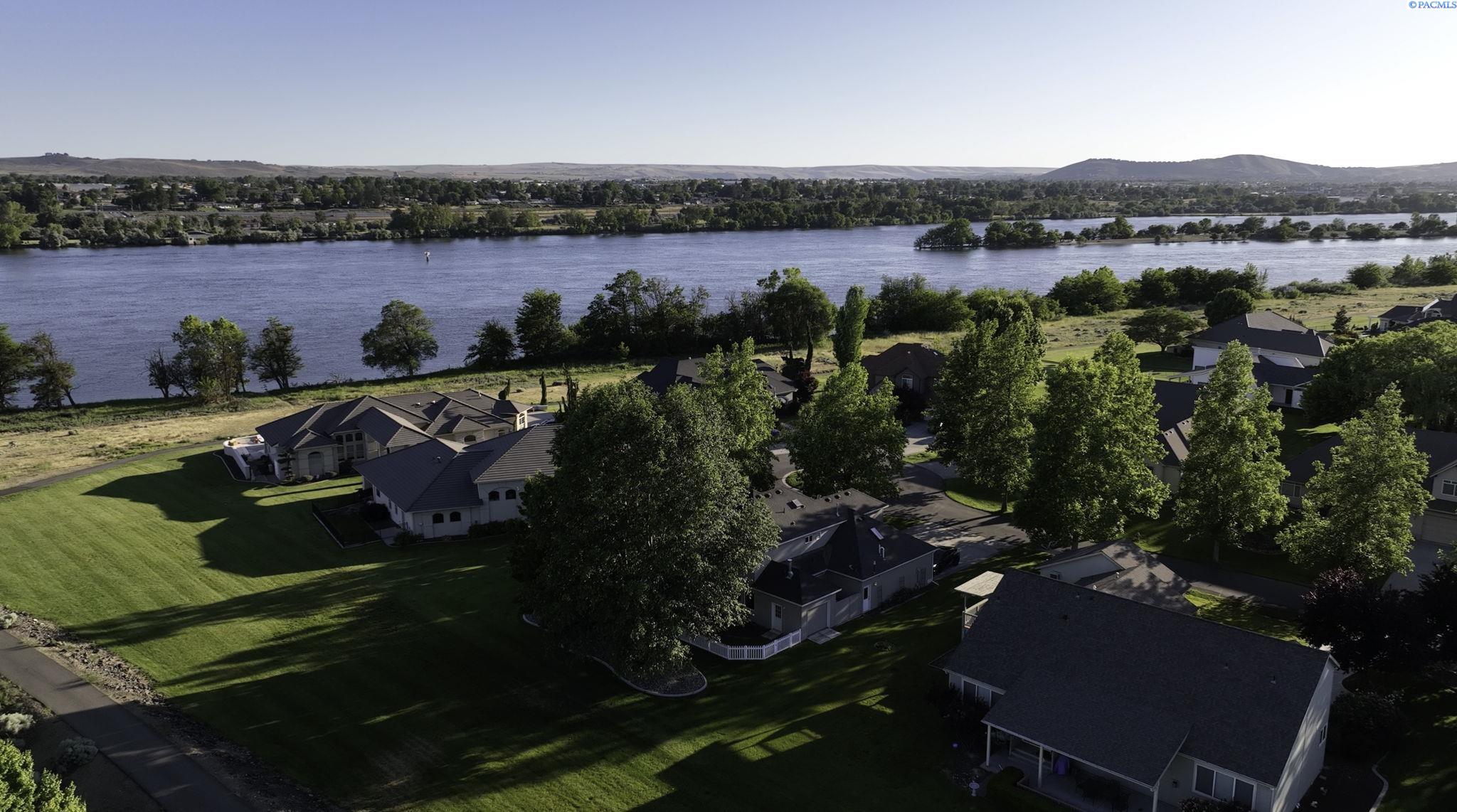 3 Lavender Ct