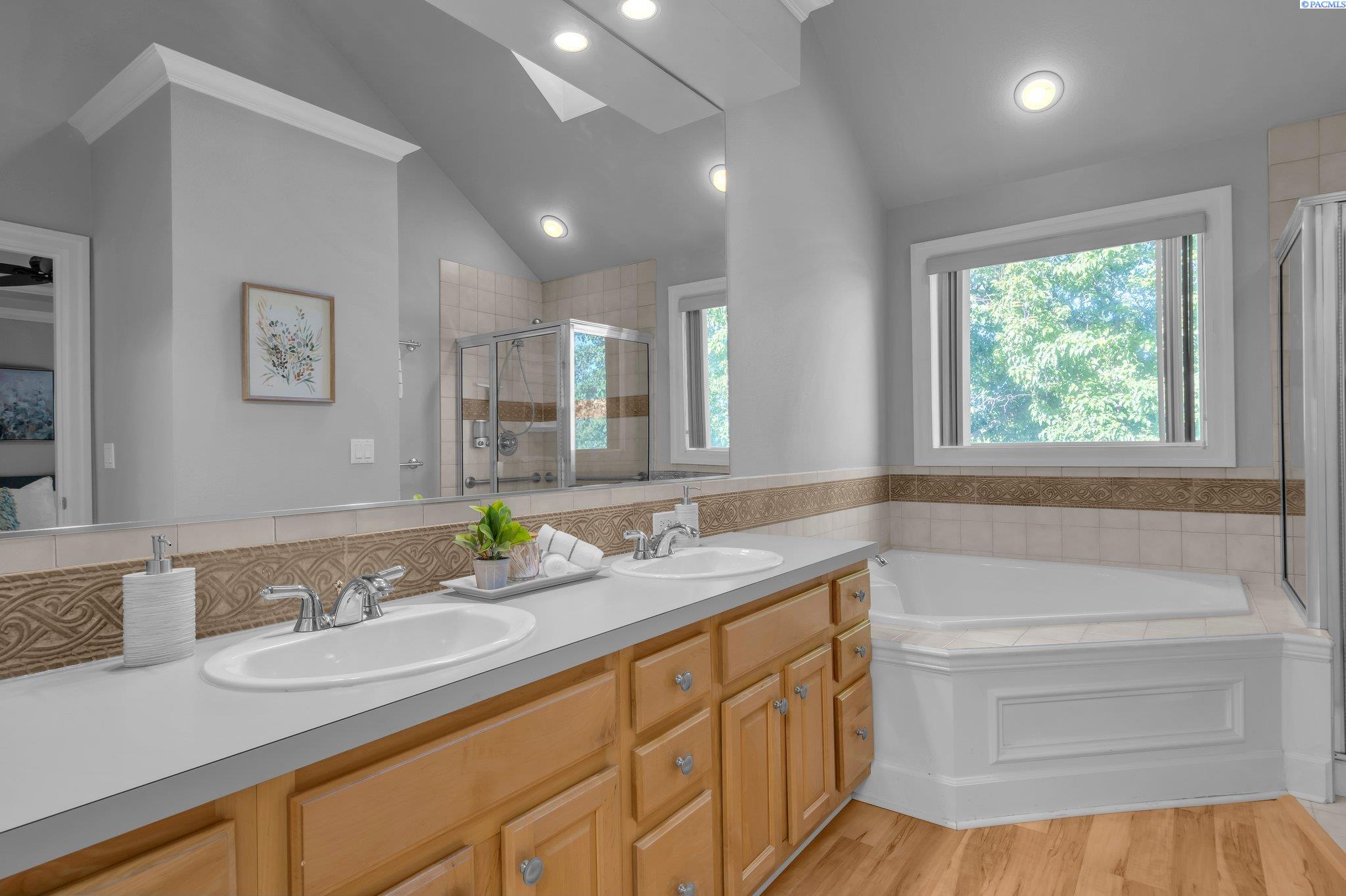 3 Lavender Ct