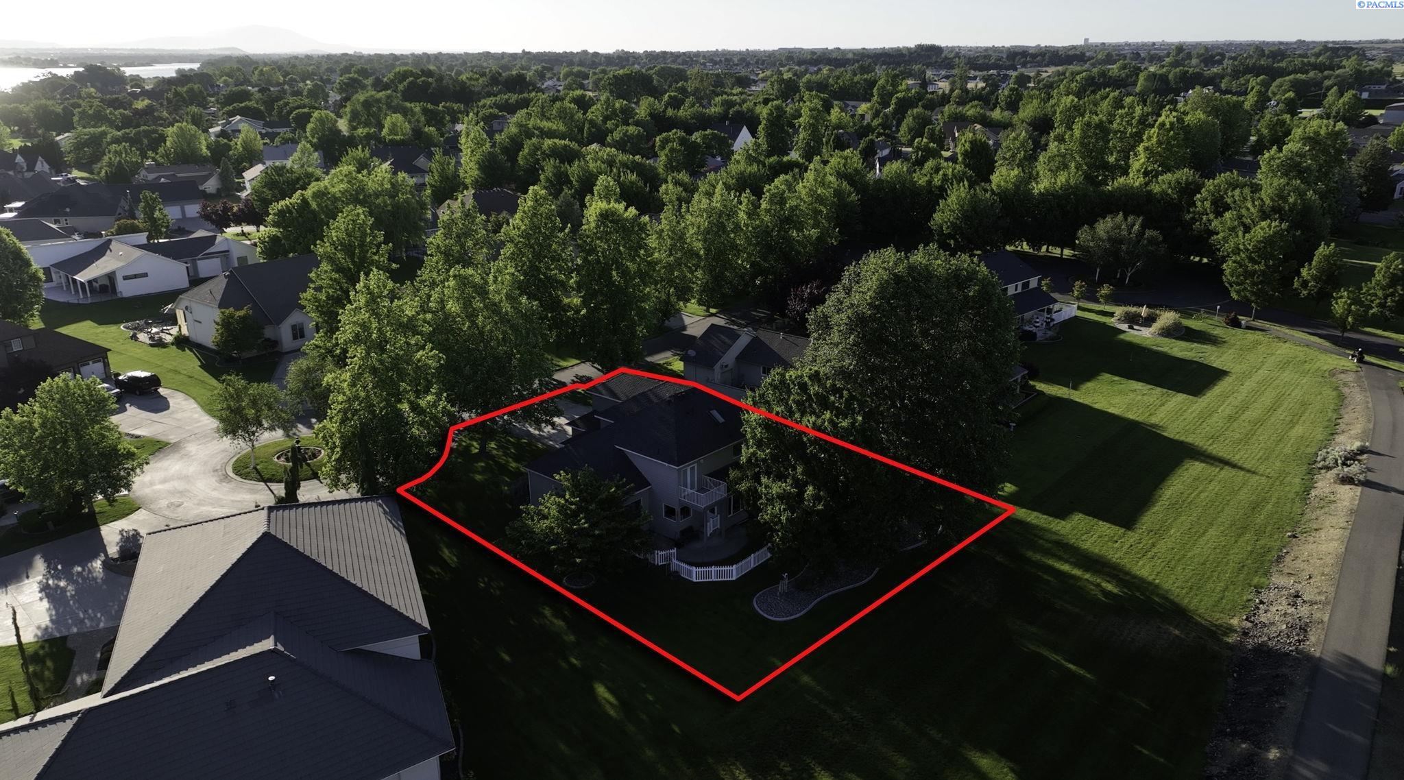 3 Lavender Ct