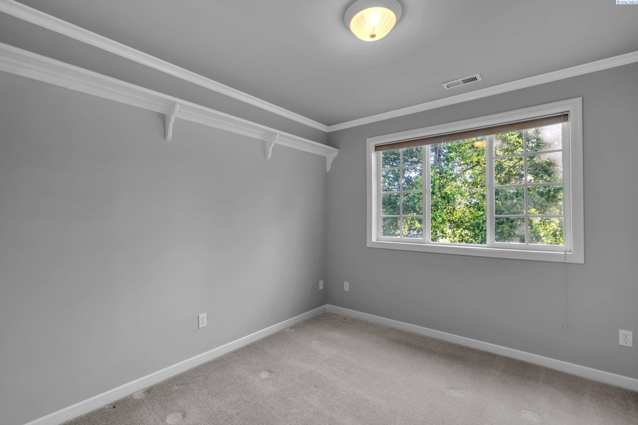 3 Lavender Ct