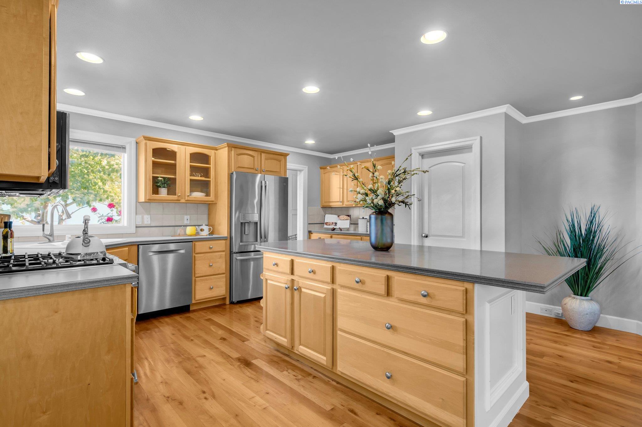 3 Lavender Ct