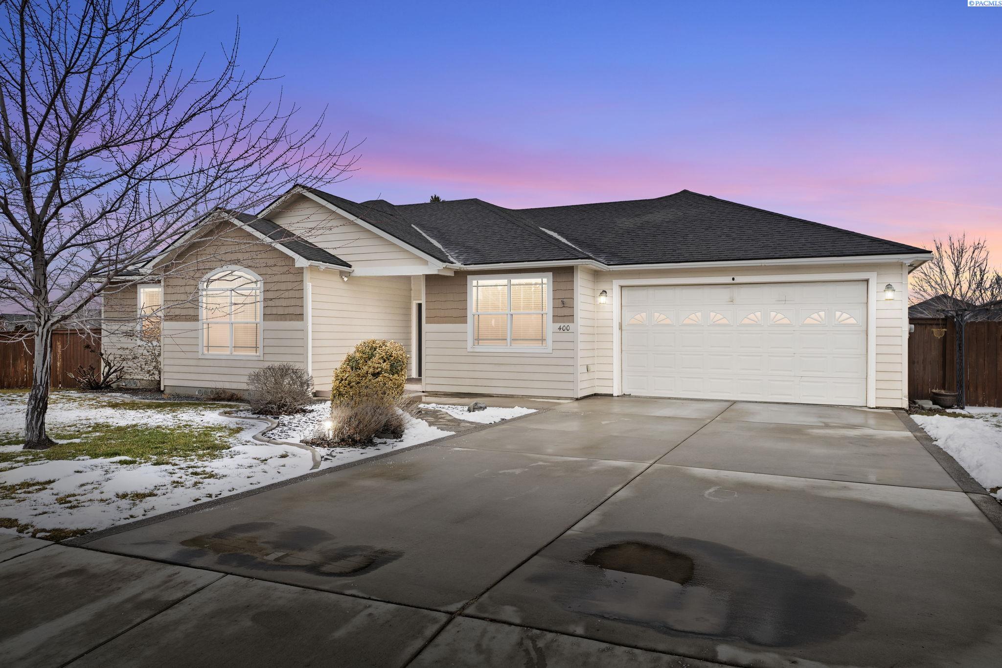 400 Pinnacle Drive