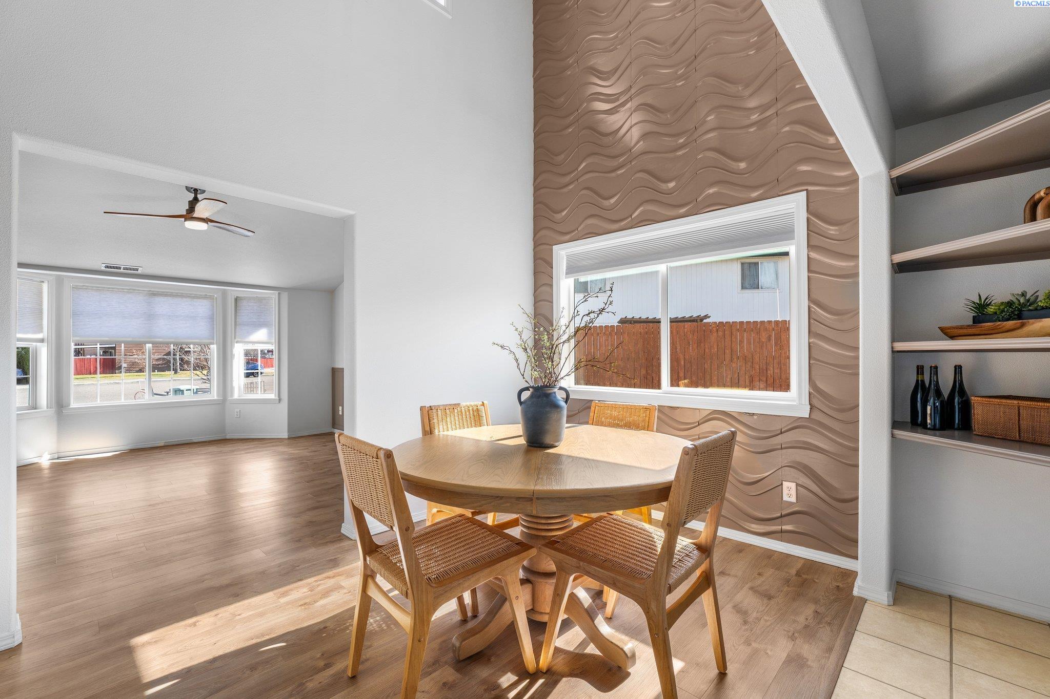 2414 S Quincy Ct