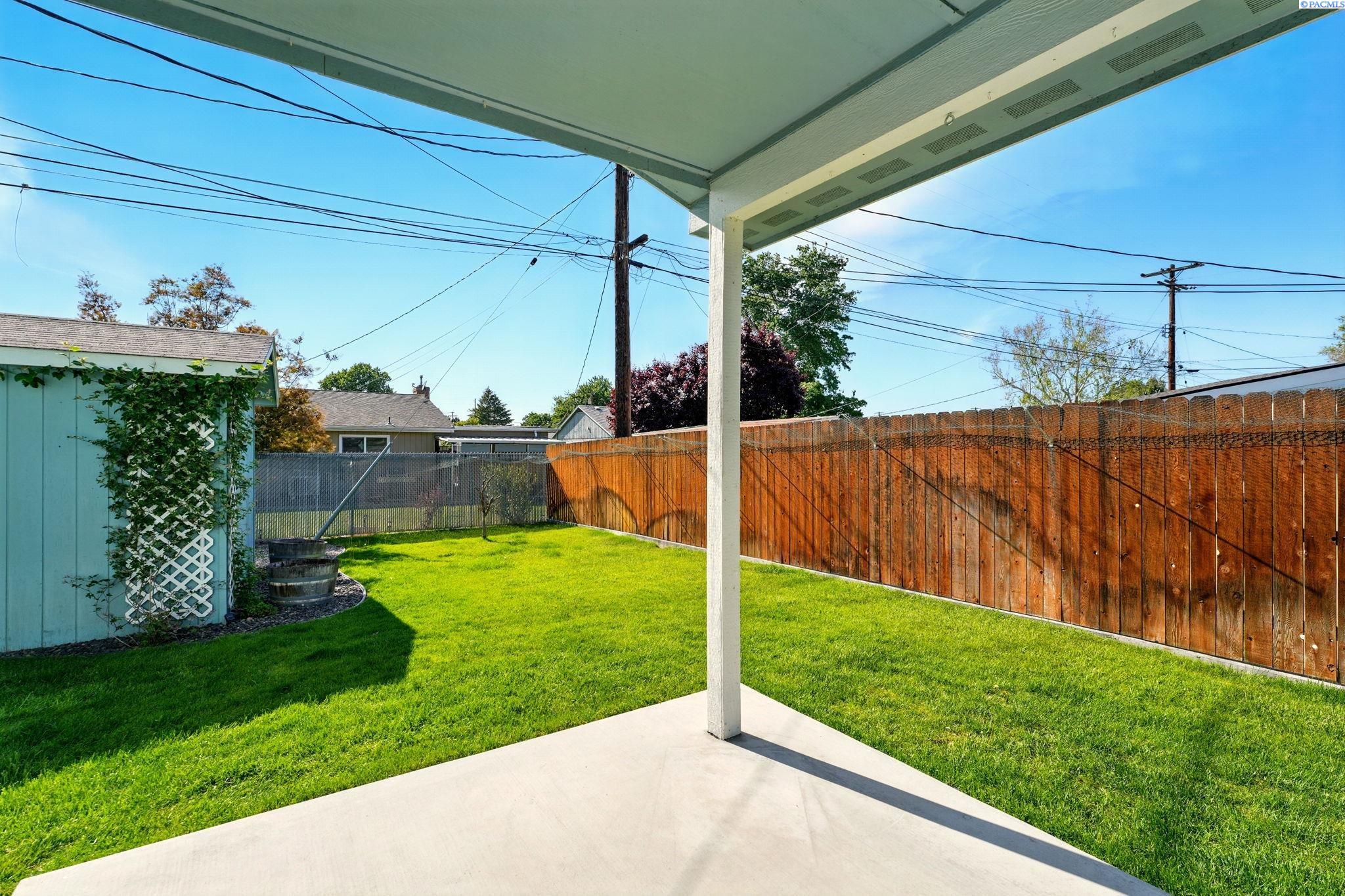 909 Willard Ave