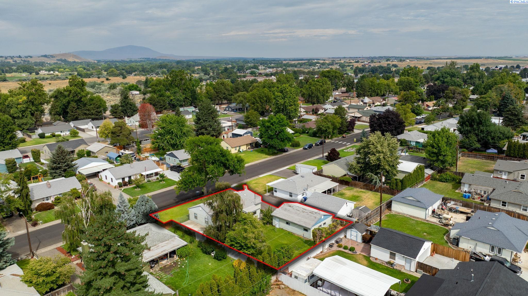 1306 Cedar Ave
