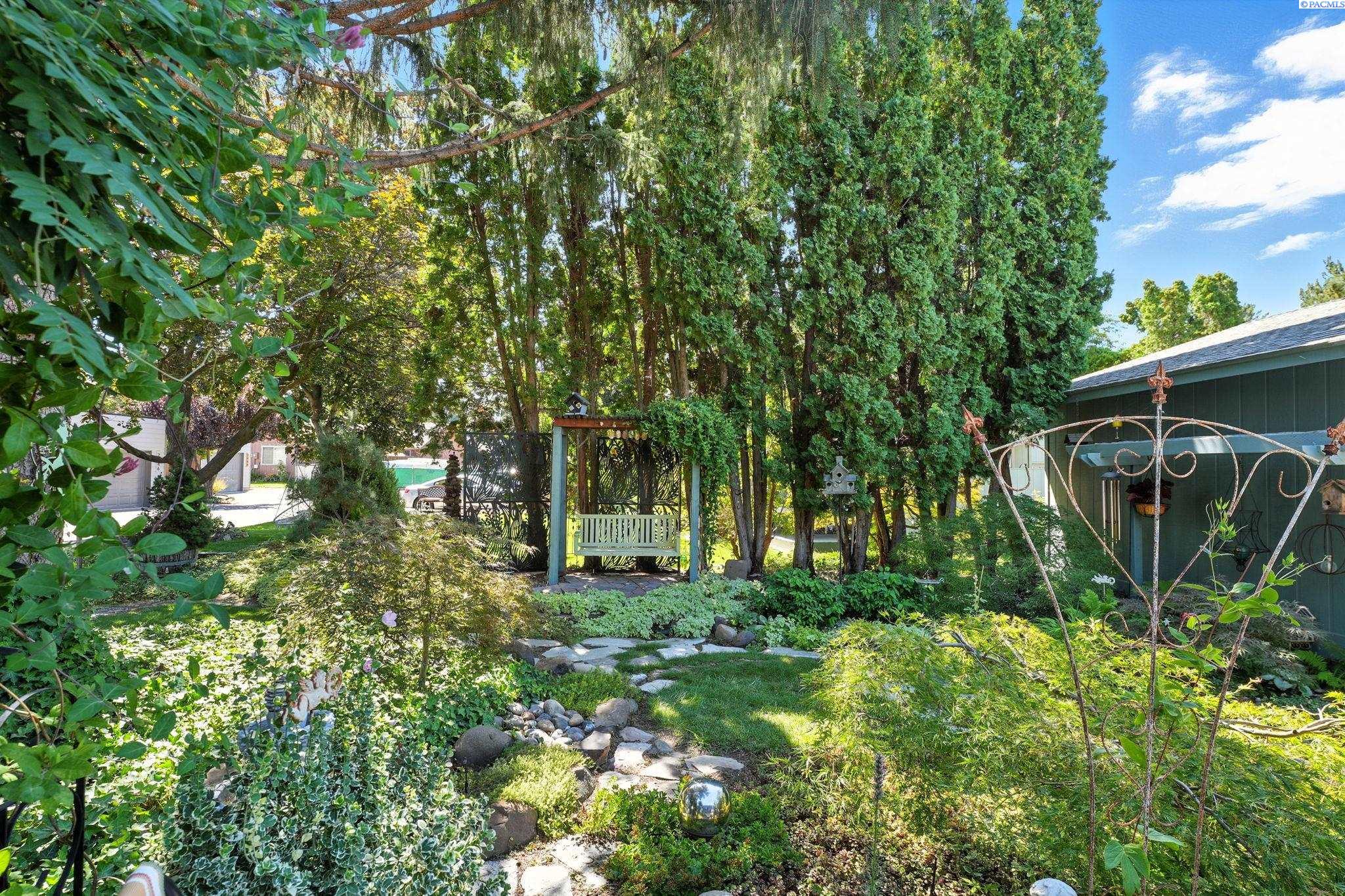 2453 Catalina Ct