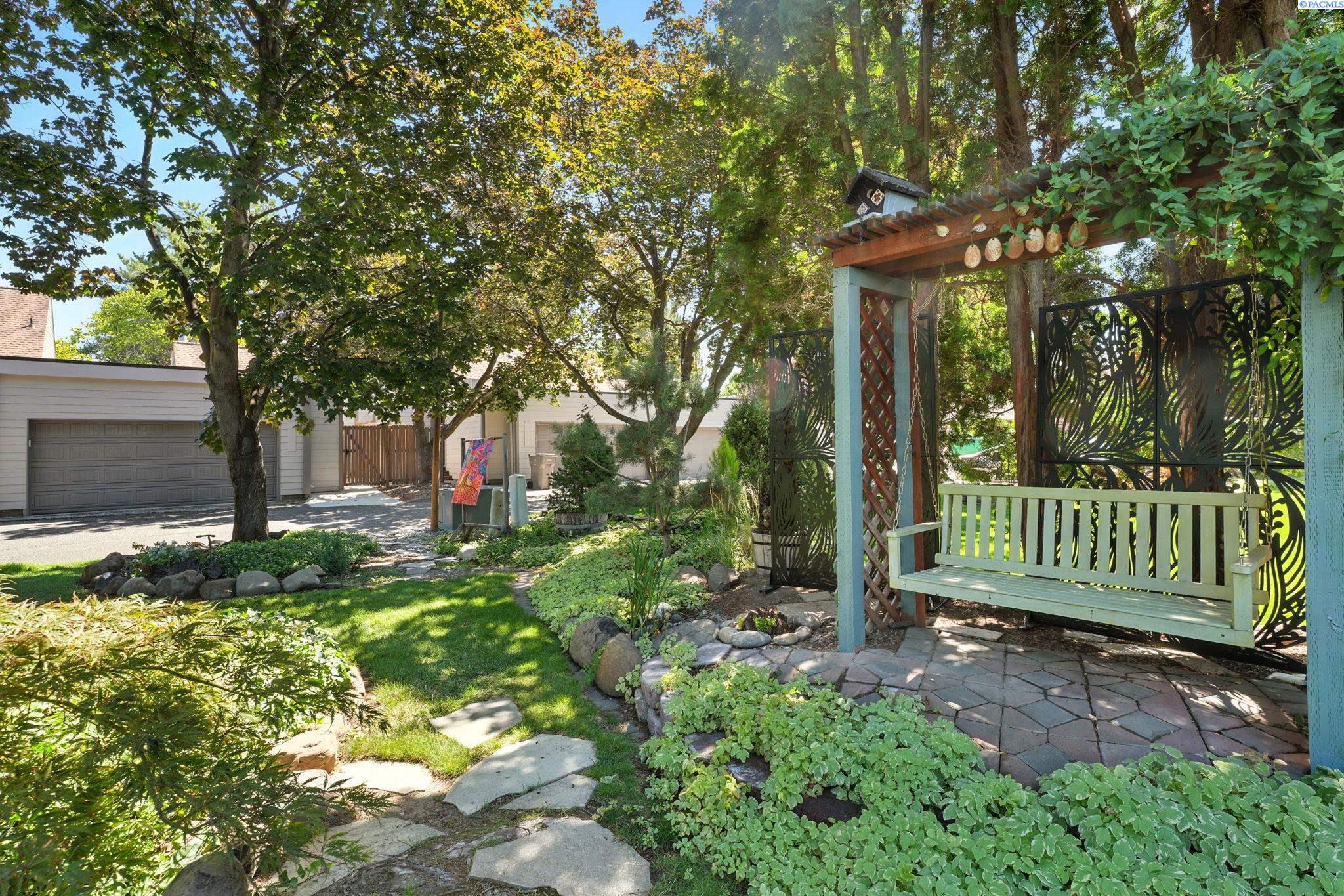 2453 Catalina Ct