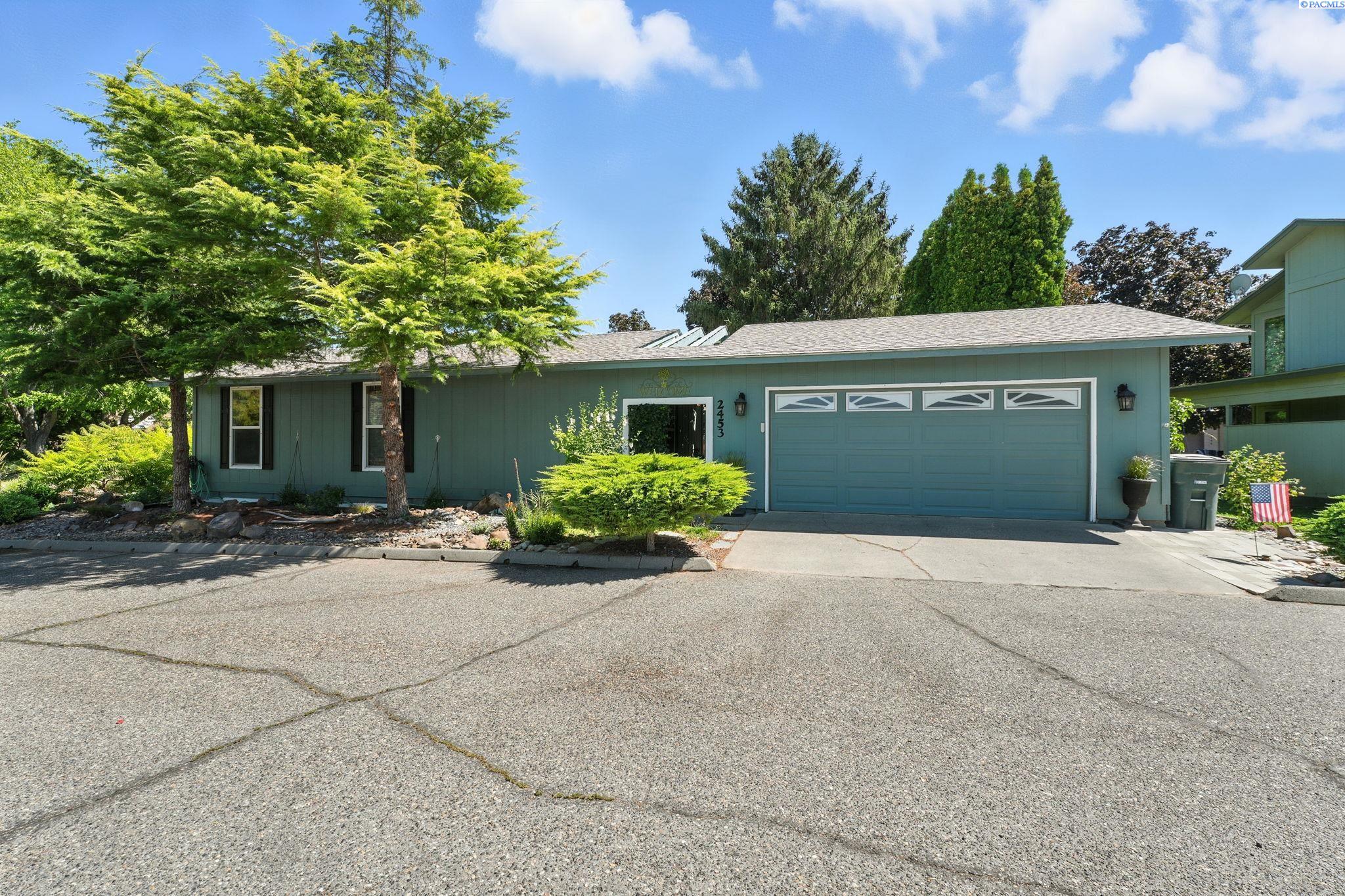 2453 Catalina Ct