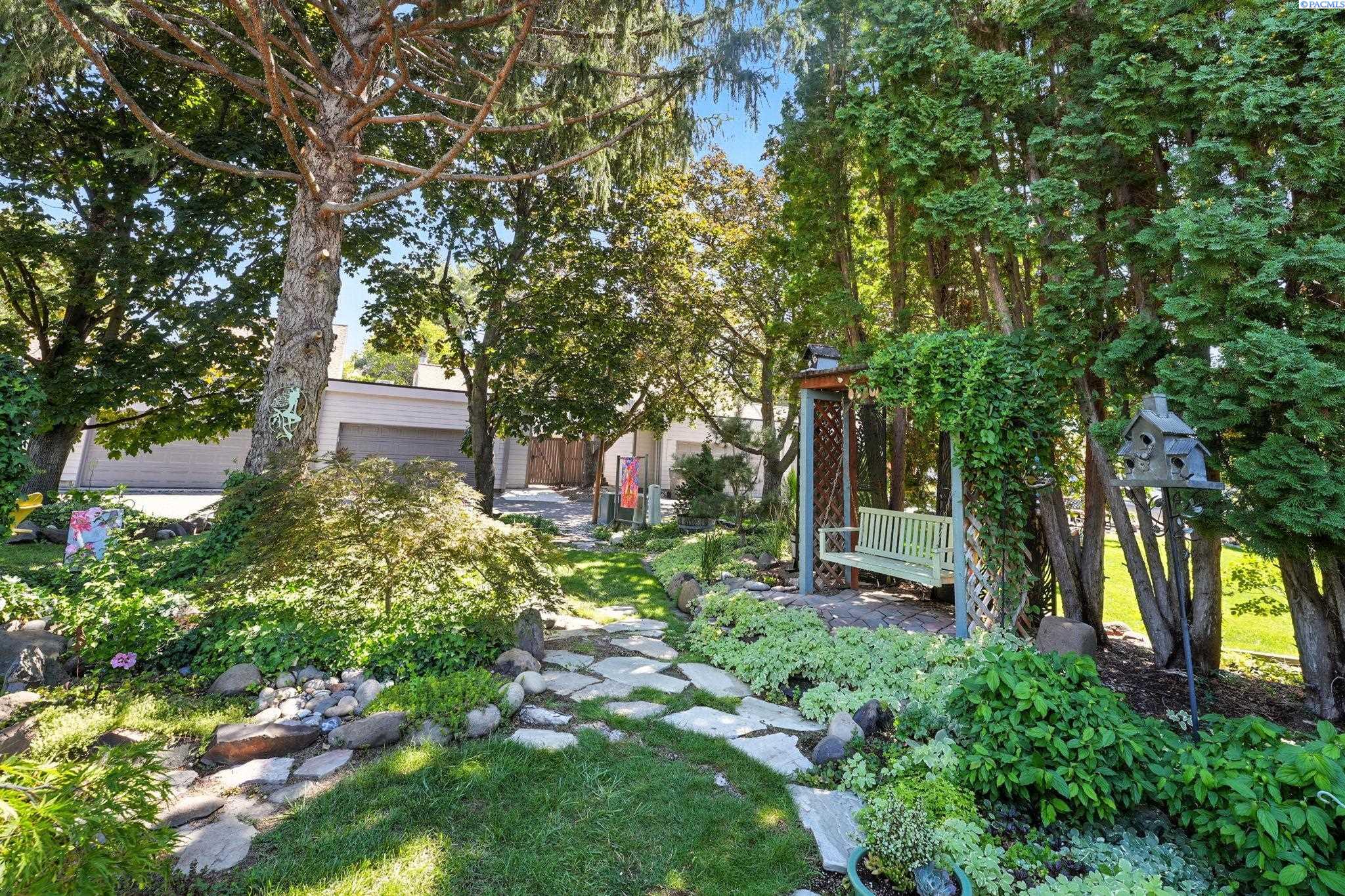 2453 Catalina Ct