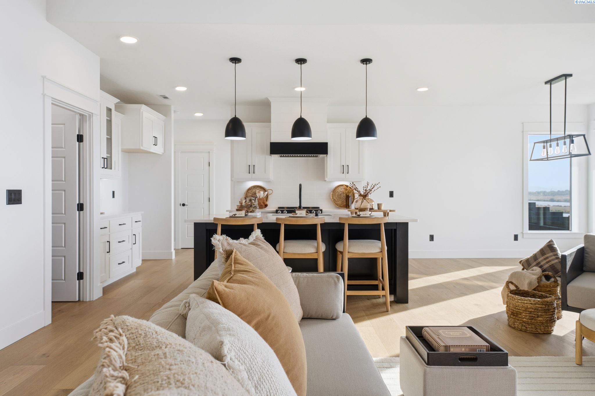 57 Columbia Bluff Ln