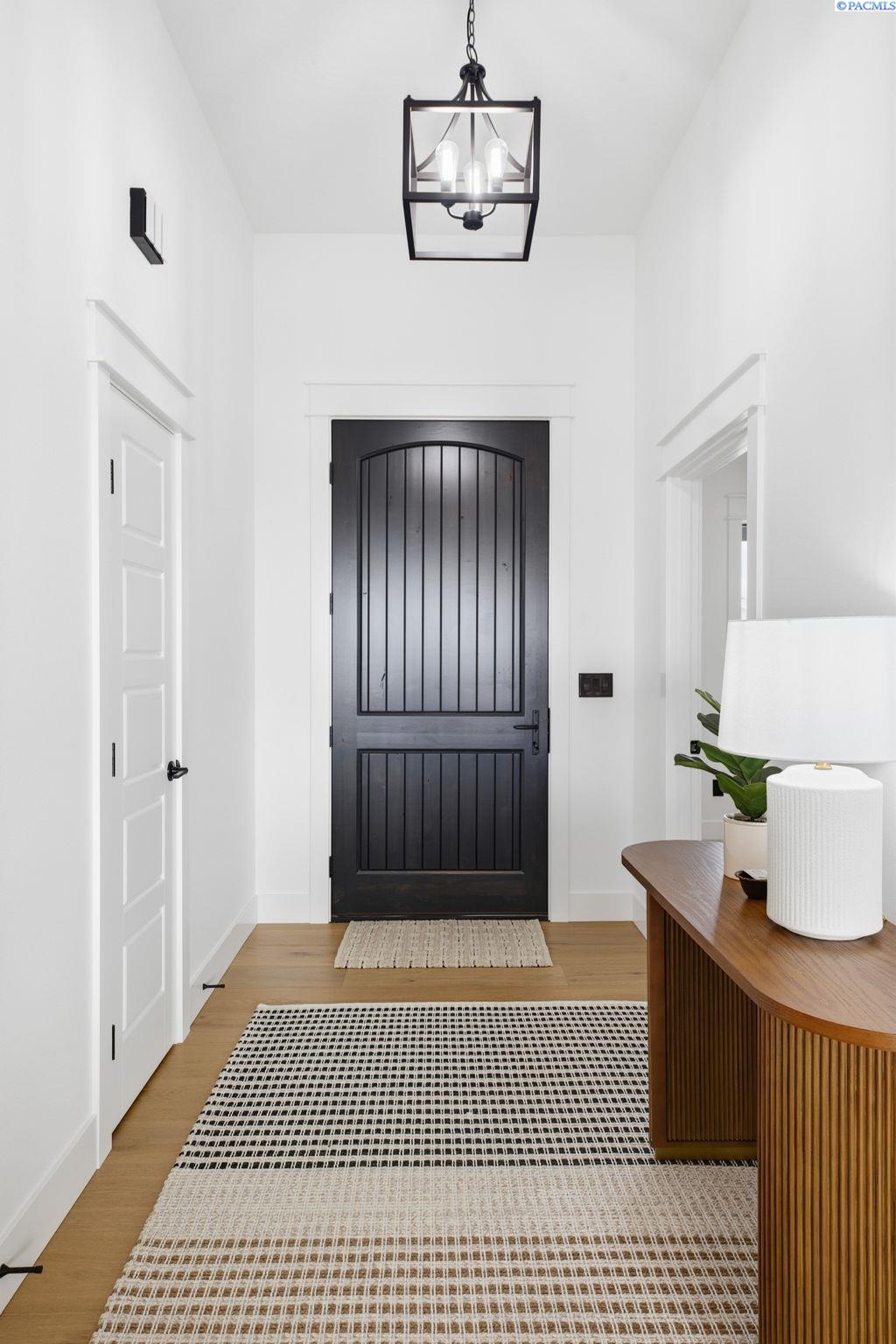 57 Columbia Bluff Ln