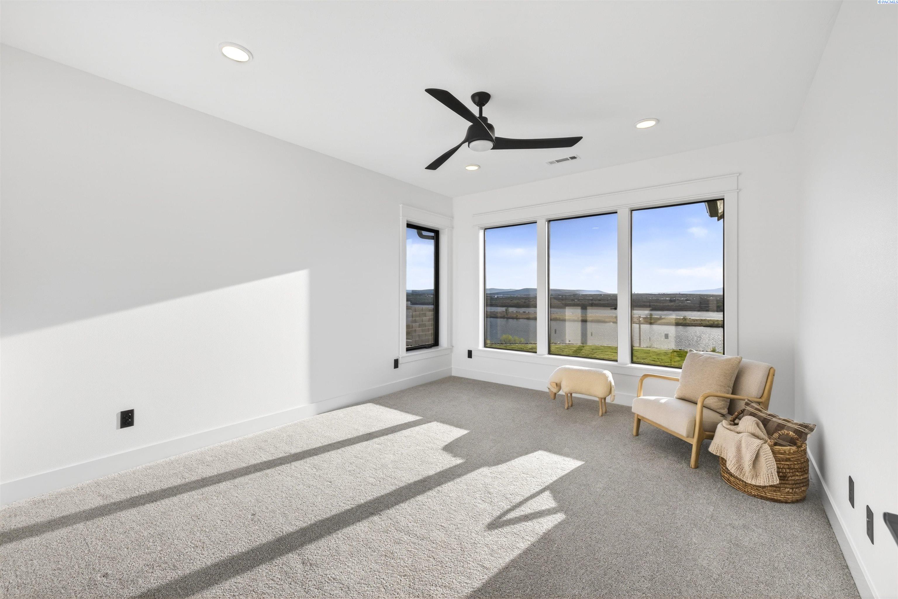 57 Columbia Bluff Ln