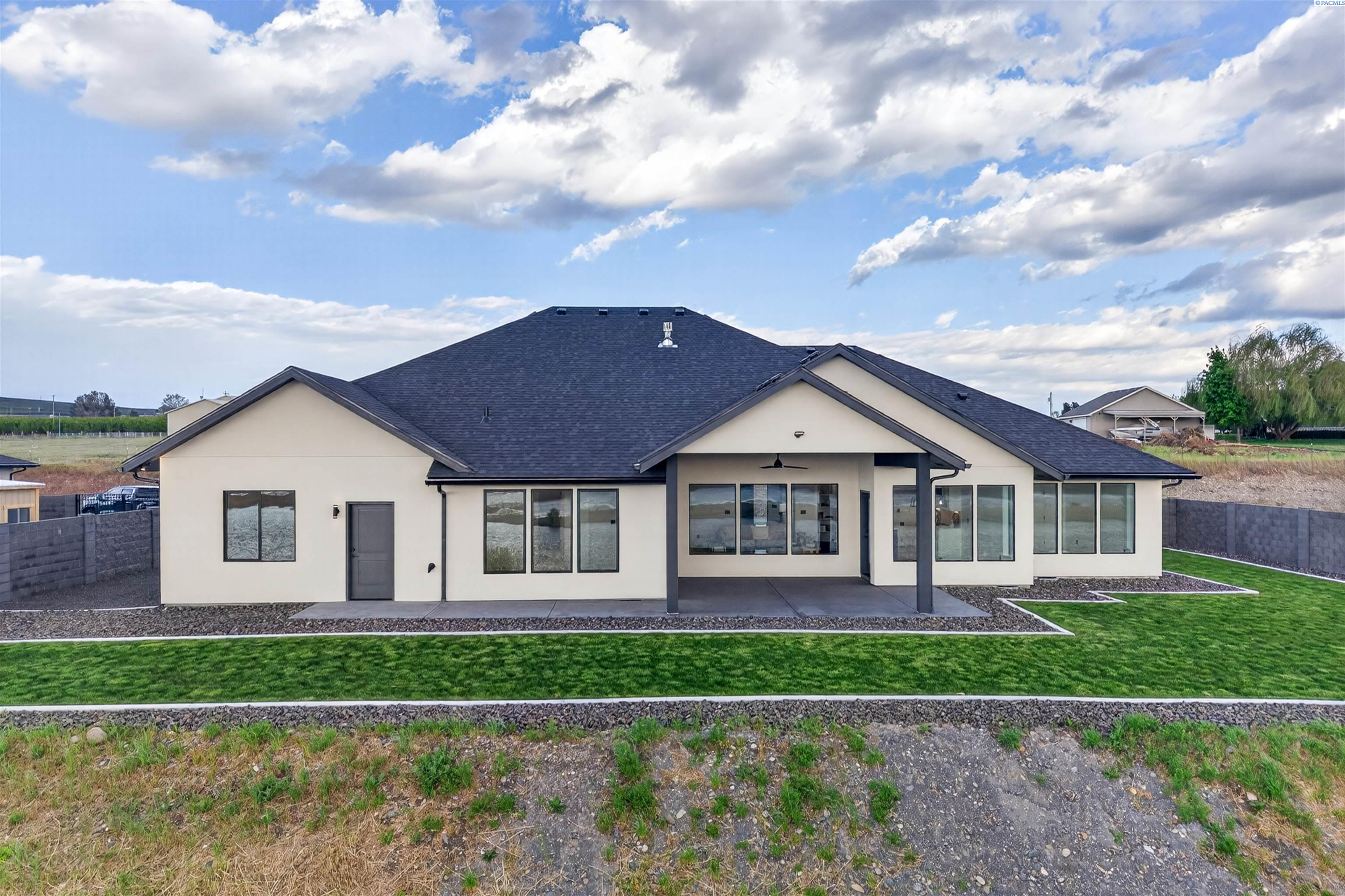 57 Columbia Bluff Ln