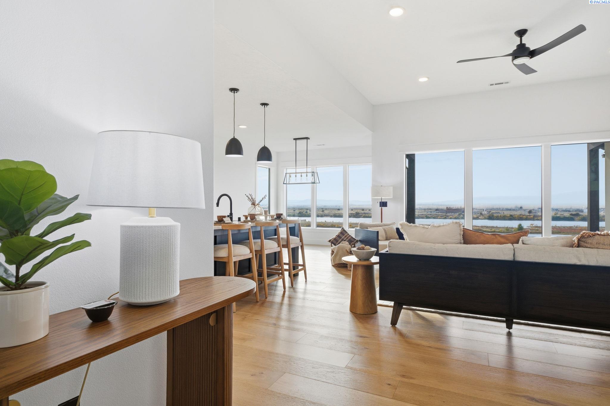 57 Columbia Bluff Ln