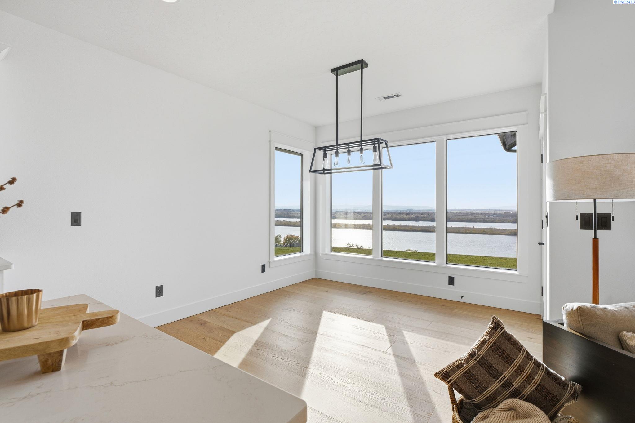 57 Columbia Bluff Ln