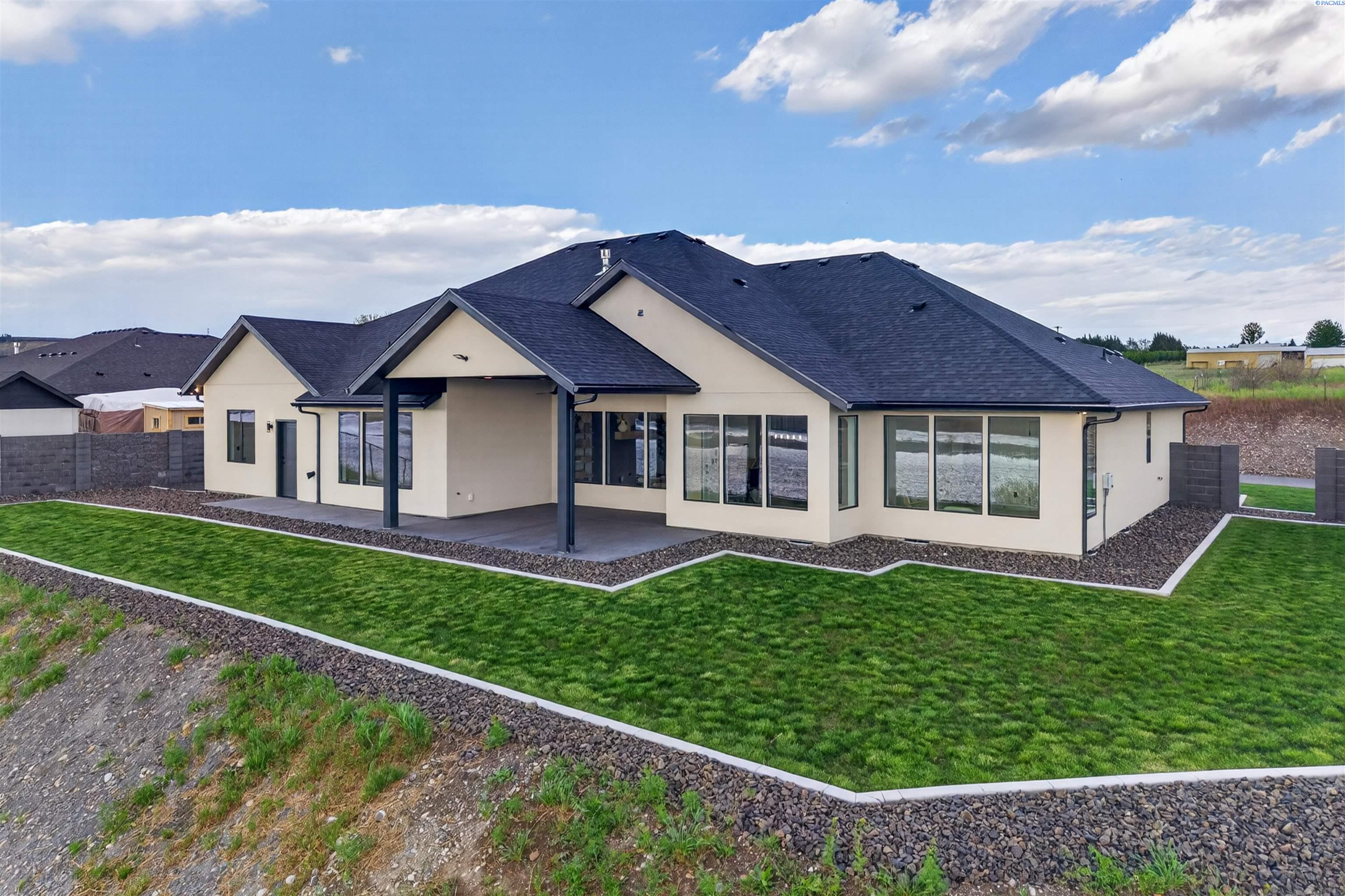57 Columbia Bluff Ln