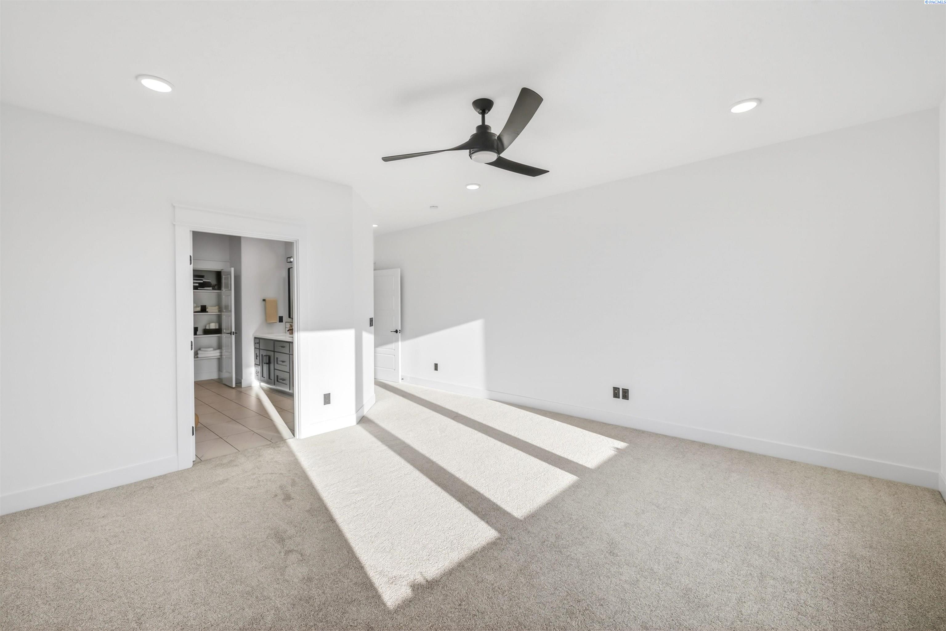 57 Columbia Bluff Ln