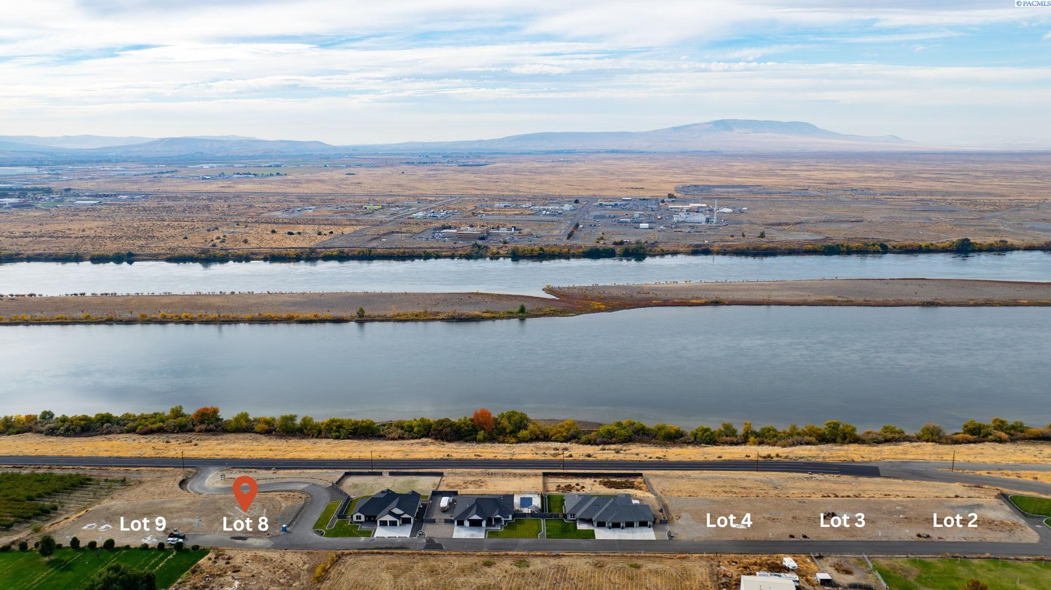 29 Columbia Bluff Ln Unit: Build Your Ultimate Custom Retreat on the River