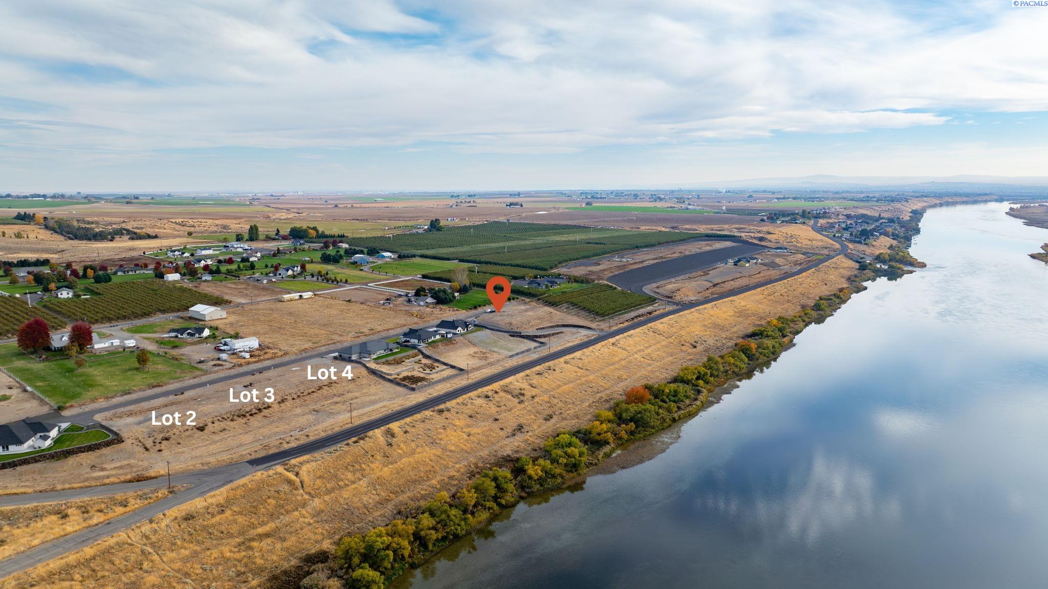 29 Columbia Bluff Ln Unit: Build Your Ultimate Custom Retreat on the River