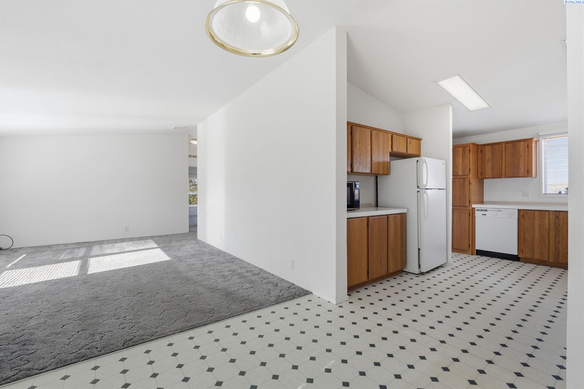 22402 E Apple Drive