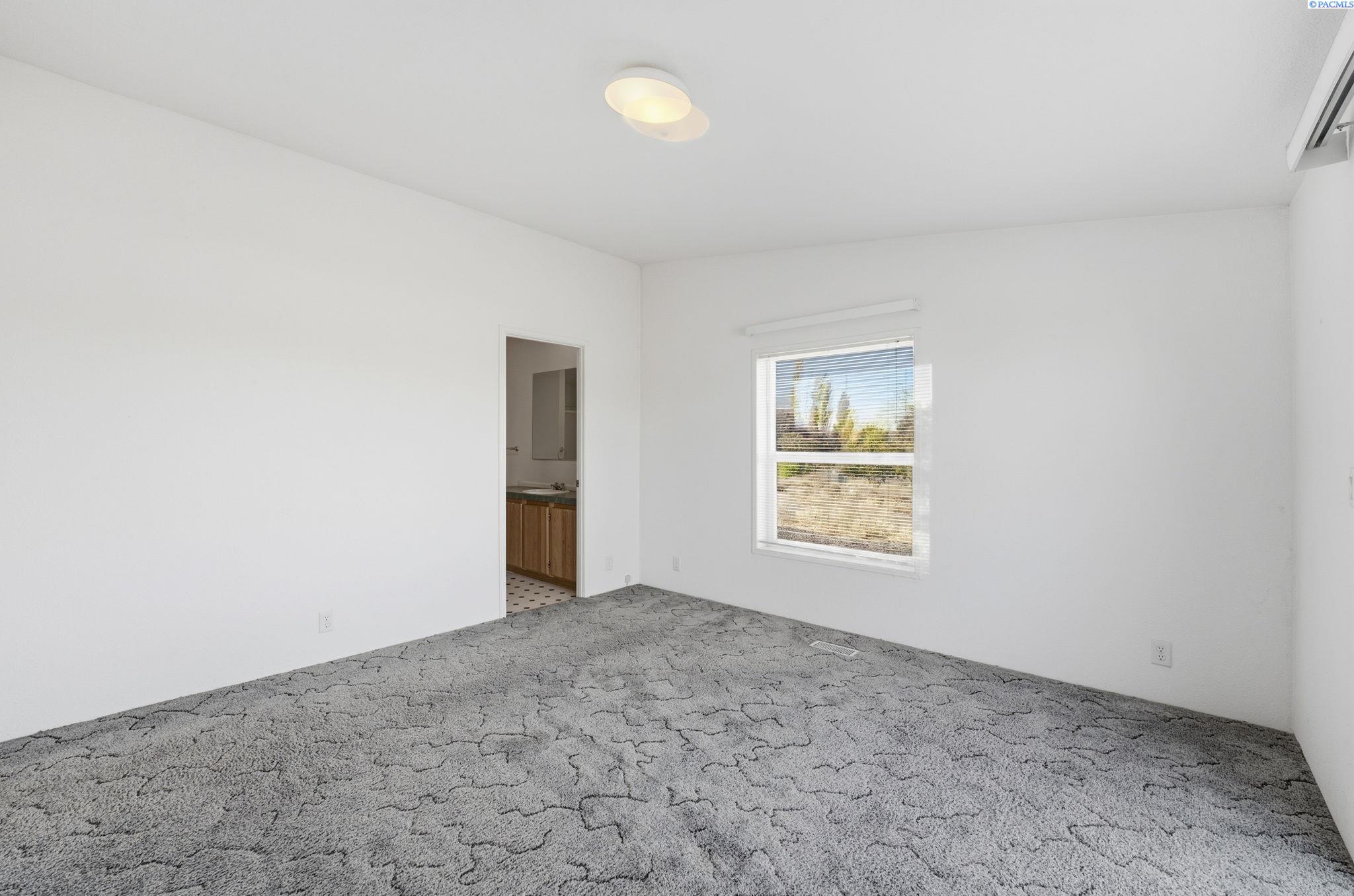 22402 E Apple Drive