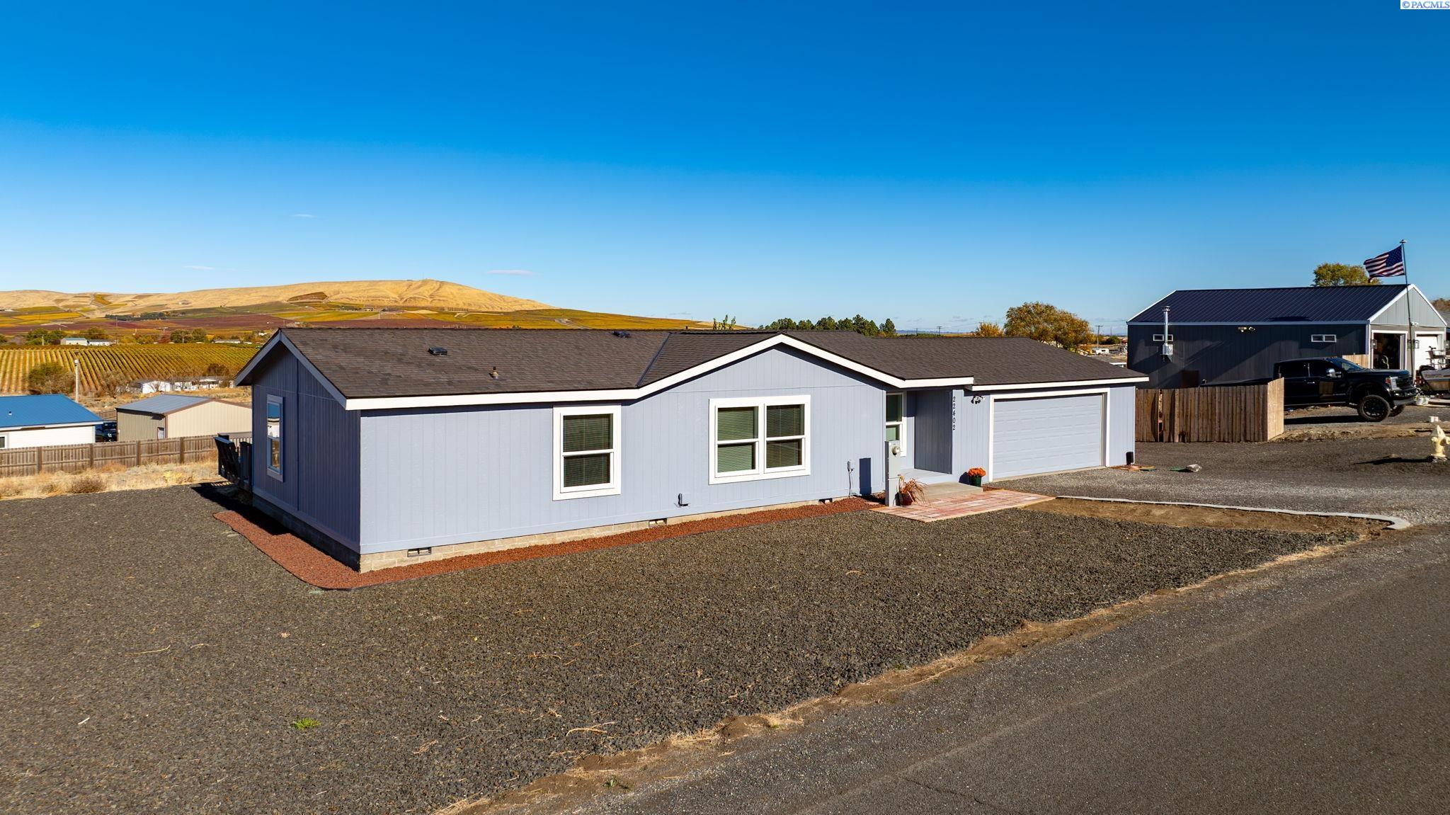 22402 E Apple Drive