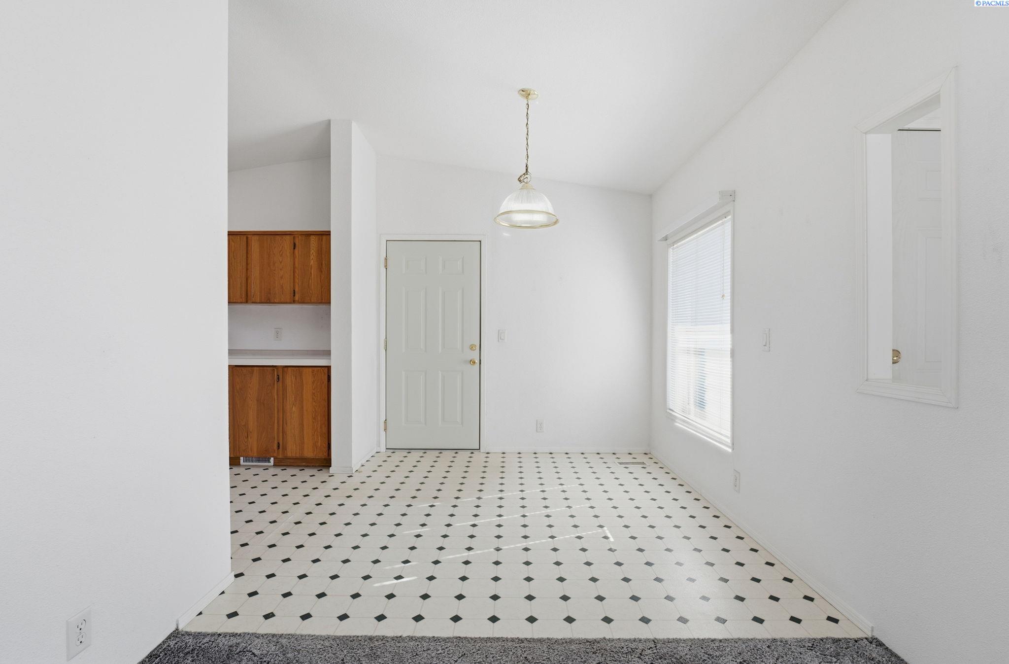 22402 E Apple Drive