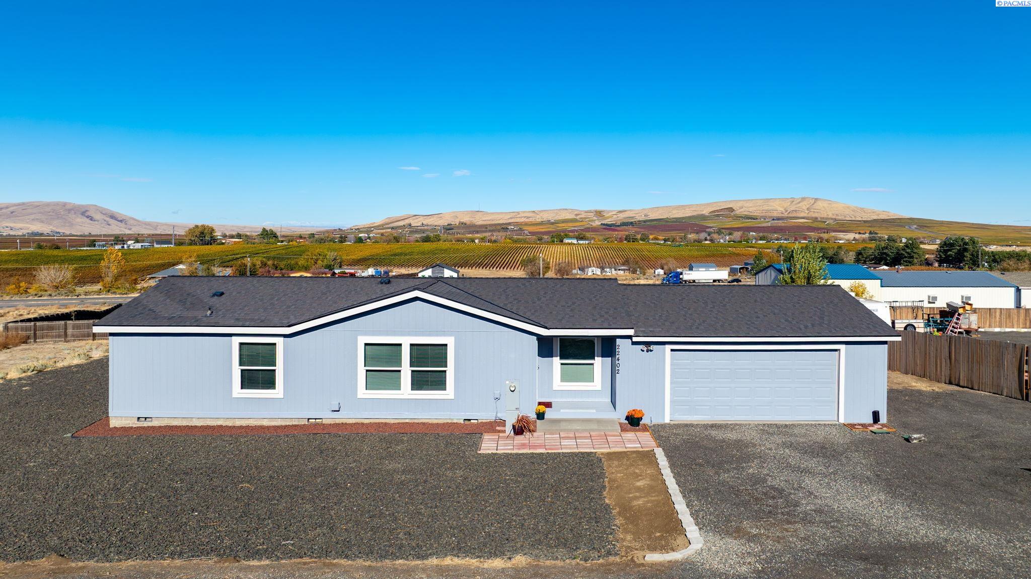 22402 E Apple Drive