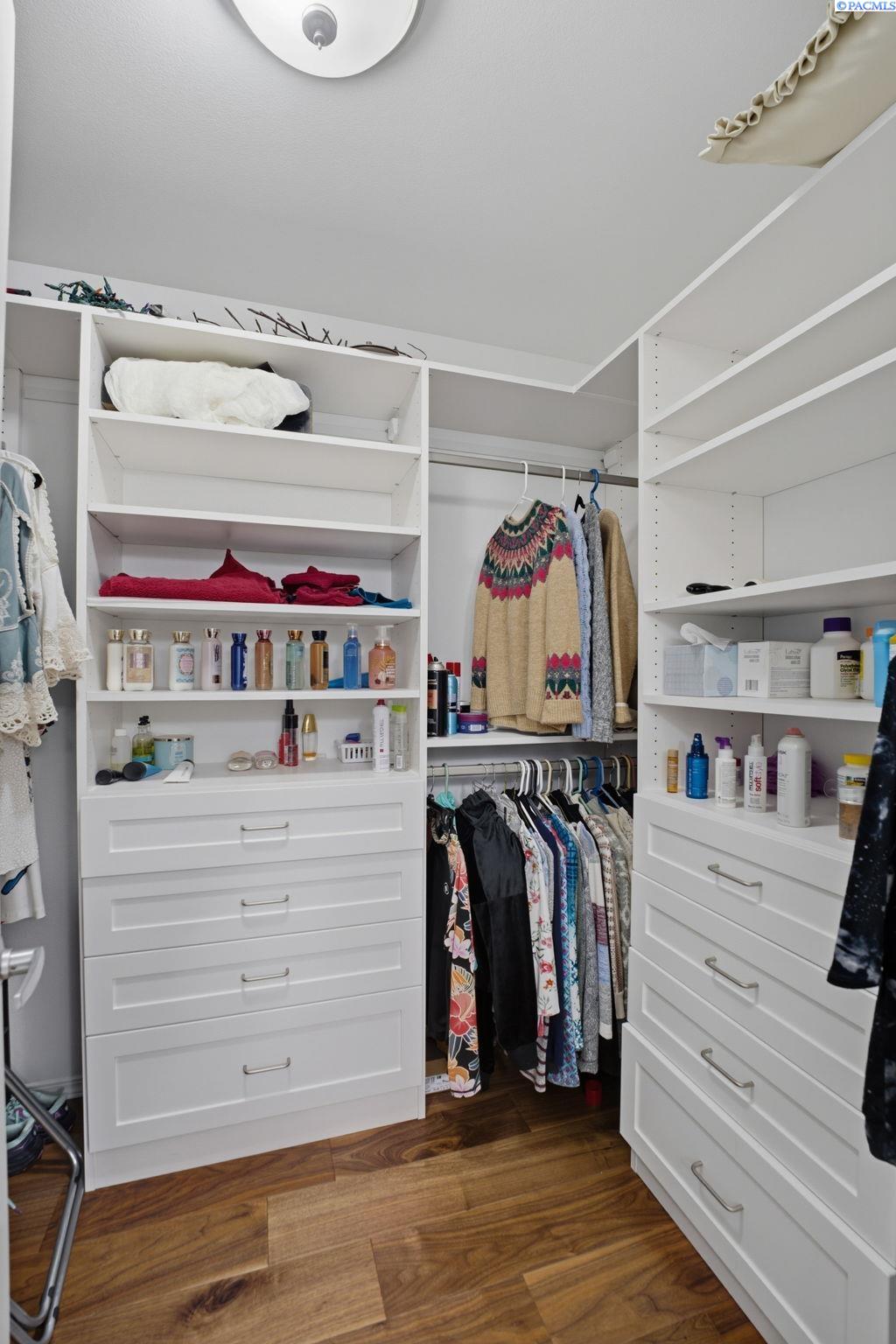 300 Columbia Point Drive Unit: E-120