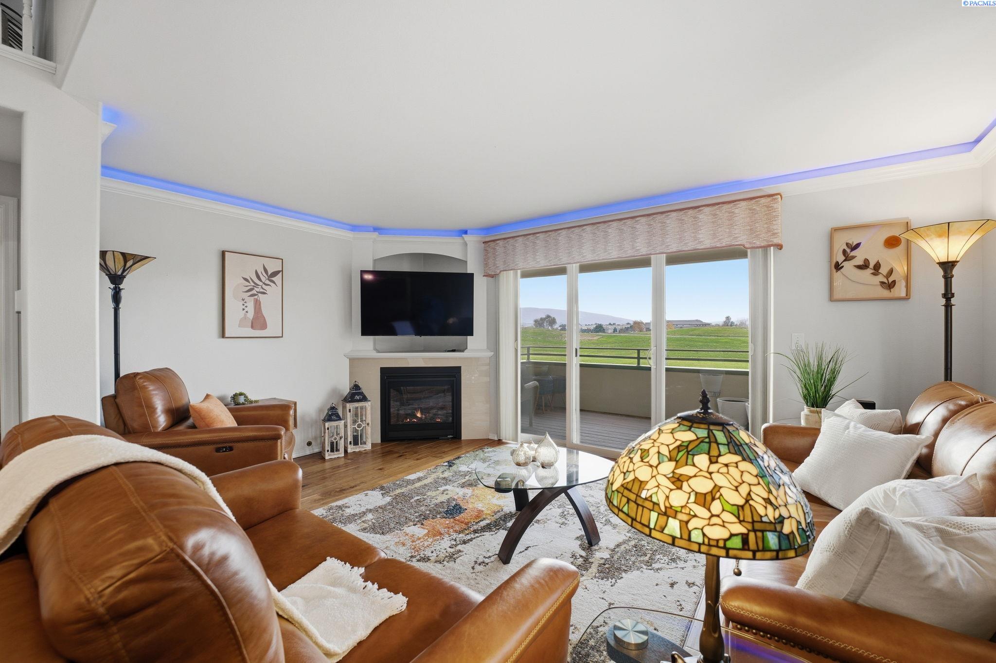 300 Columbia Point Drive Unit: E-120