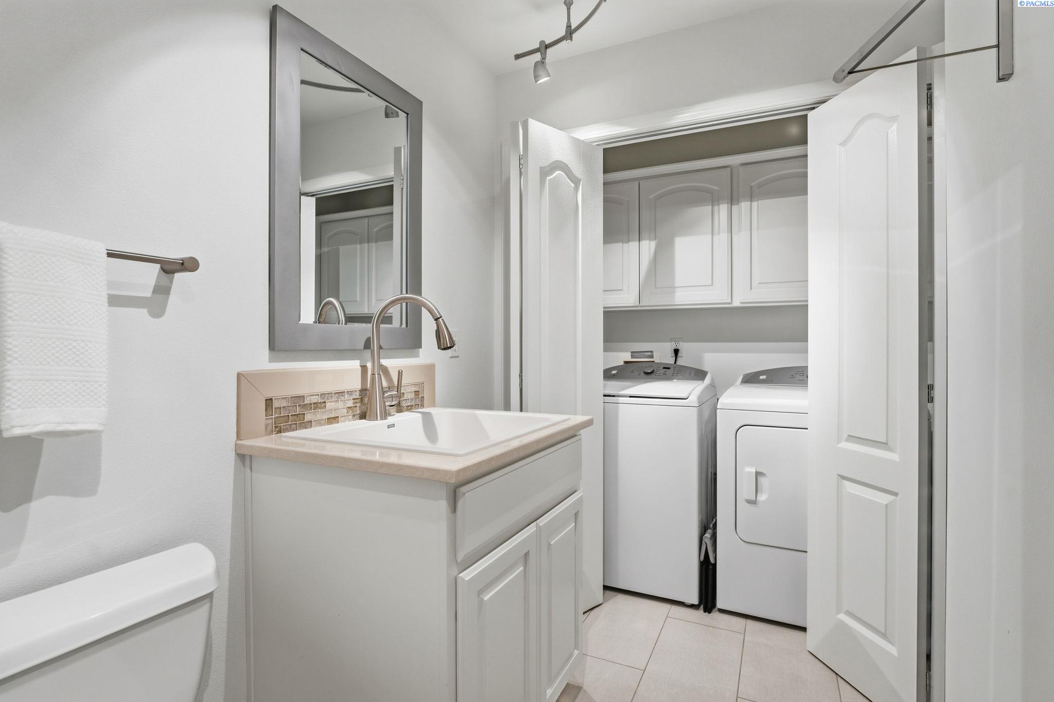 300 Columbia Point Drive Unit: E-120