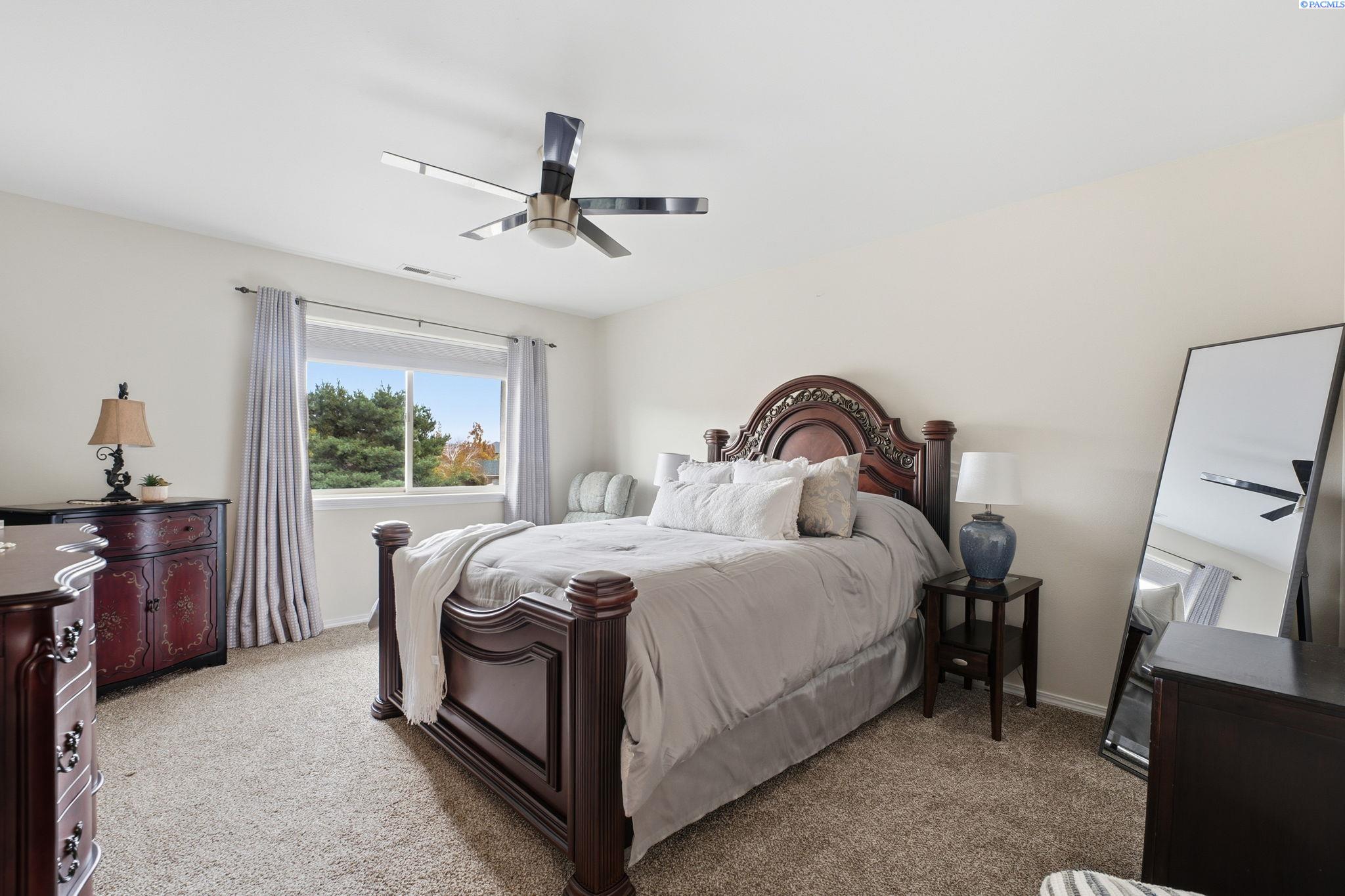 300 Columbia Point Drive Unit: E-120